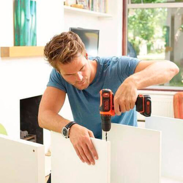 Акумуляторний дриль-шурупокрут BLACK+DECKER BDCDD12K