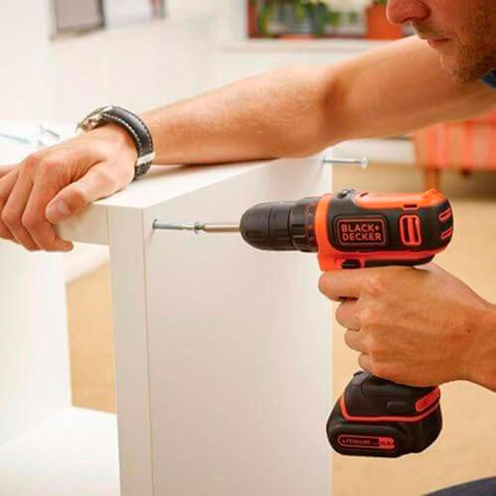 Акумуляторний дриль-шурупокрут BLACK+DECKER BDCDD12K