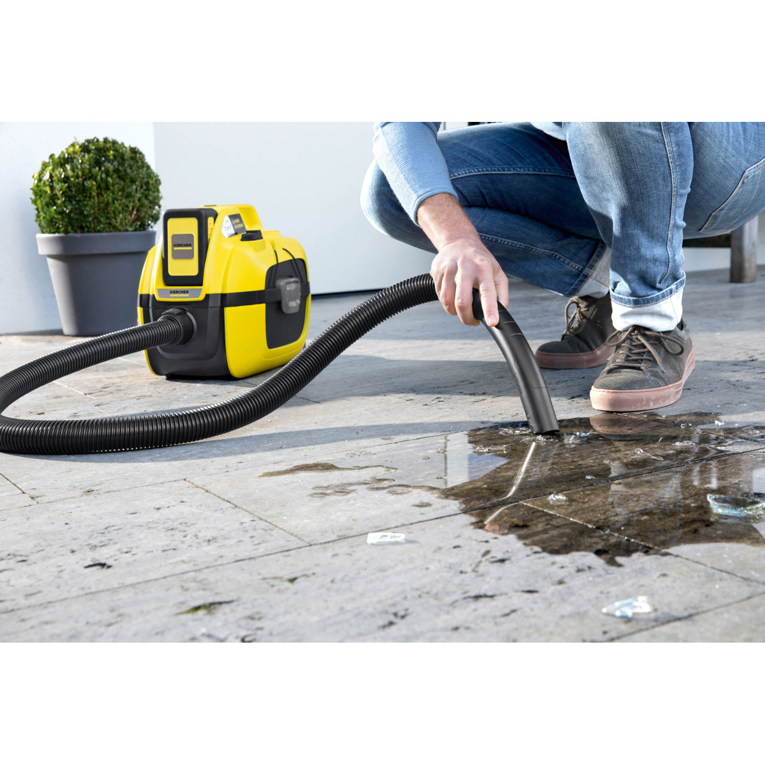Пилосос господарський KARCHER WD 1 Compact Battery Solo без АКБ (1.198-300.0)