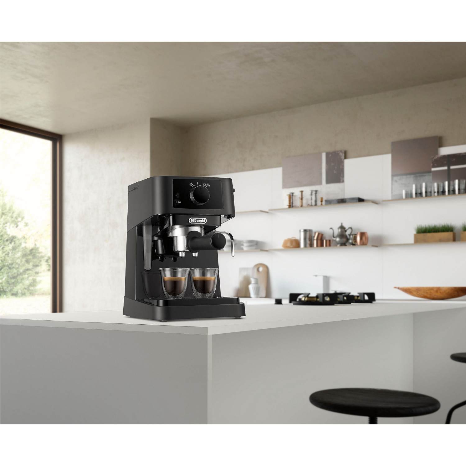 Кавоварка еспресо DELONGHI EC 230.BK Stilosa (132104202)