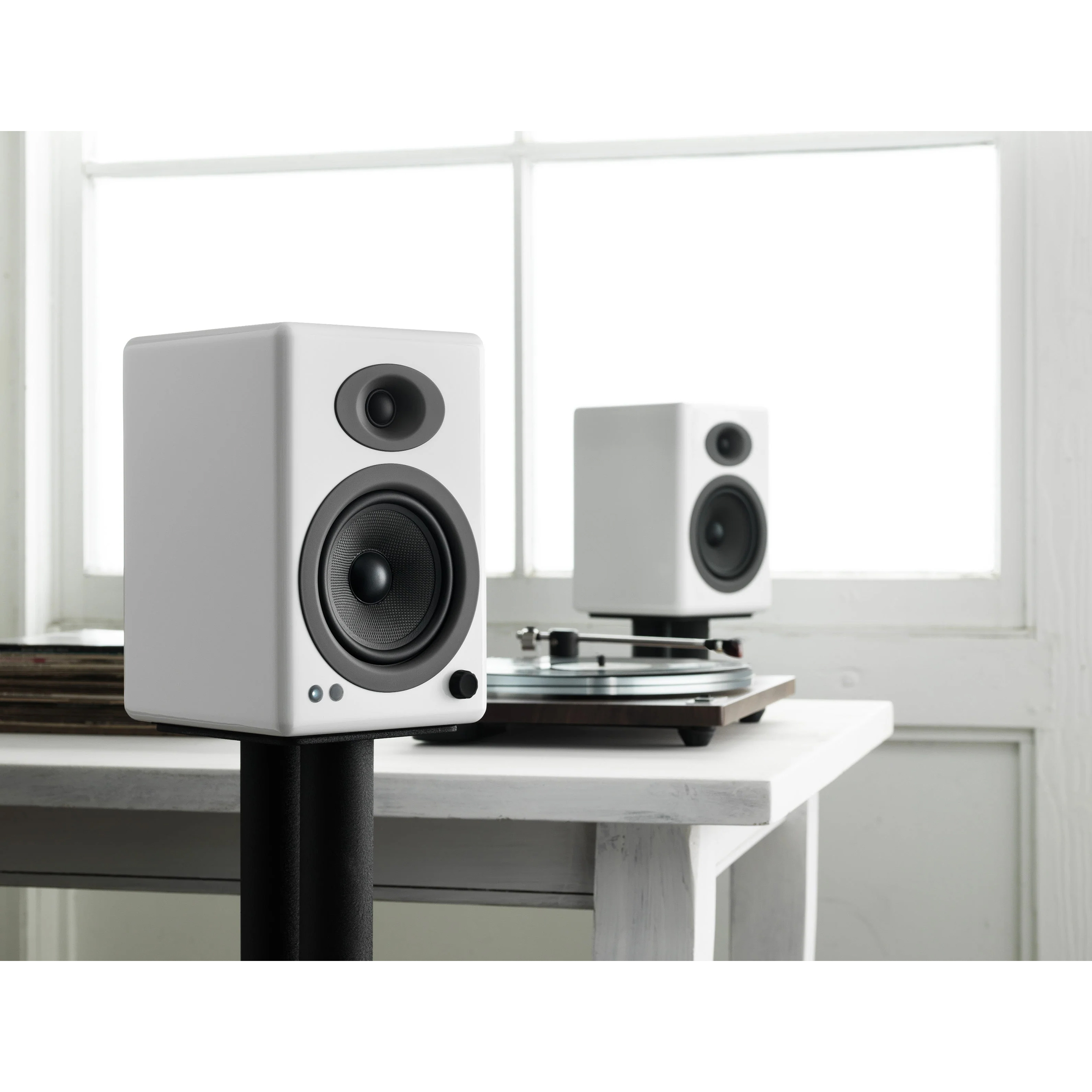 Акустична система AUDIOENGINE A5+ Wireless Hi-Gloss White