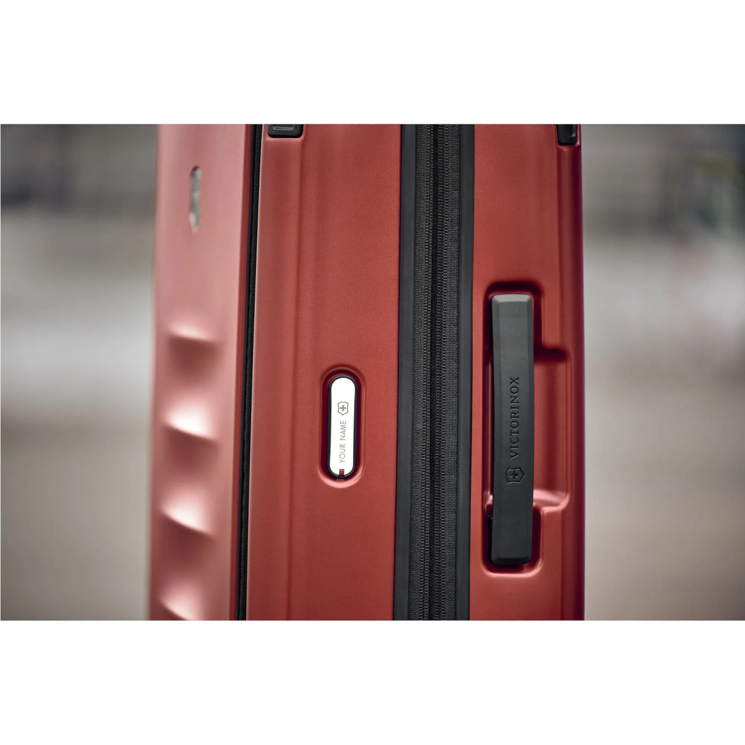 Чемодан VICTORINOX Spectra 3.0 S Red 39л (611754)