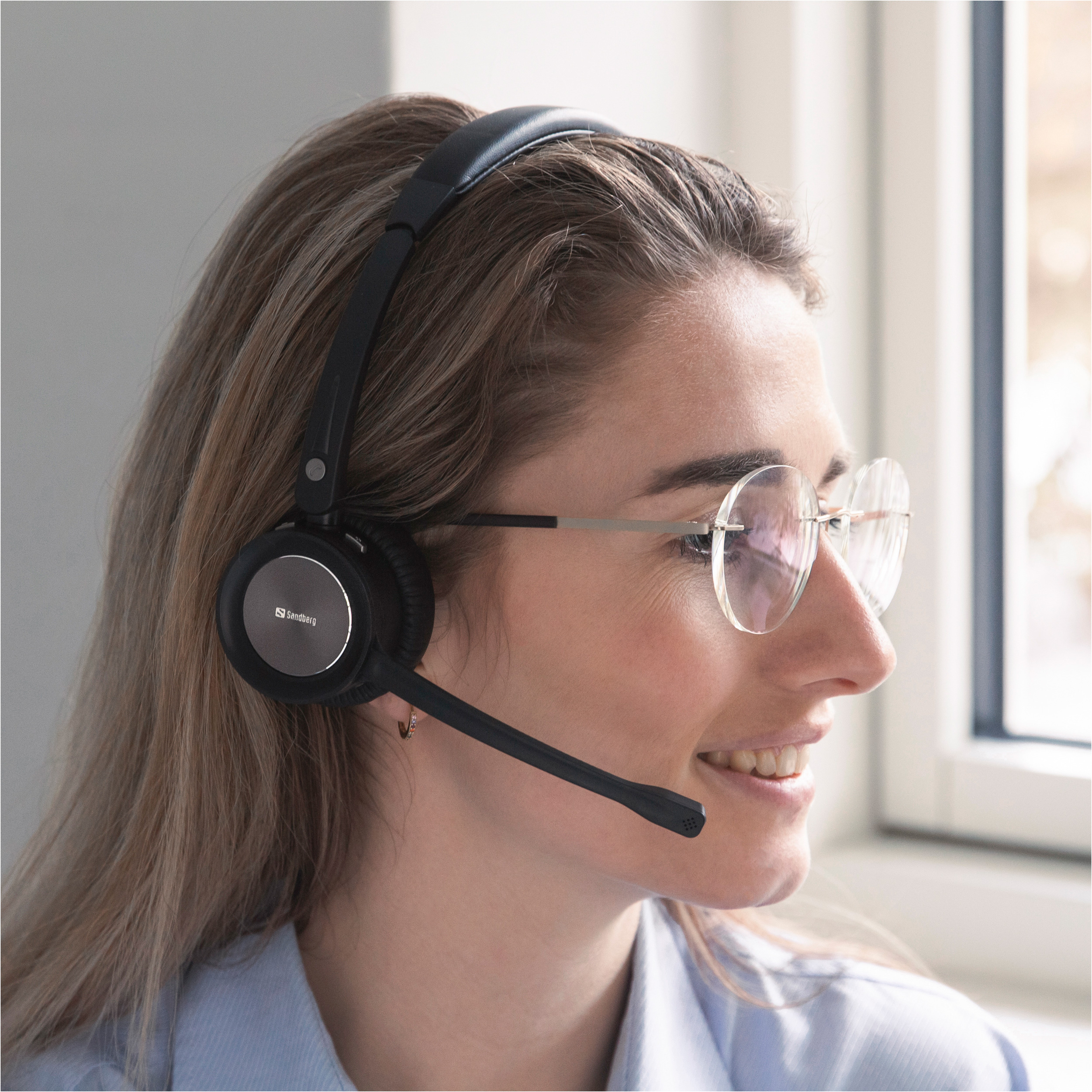 Наушники SANDBERG Wireless Office Headset Pro+ (126-18)