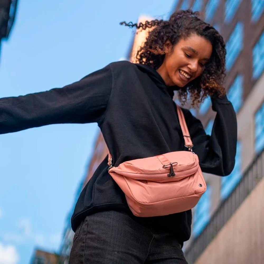 Рюкзак PACSAFE CX Anti-Theft Convertible Backpack Rose