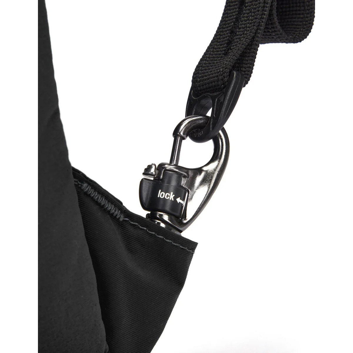 Рюкзак PACSAFE LS450 Anti-Theft 25L Backpack Black