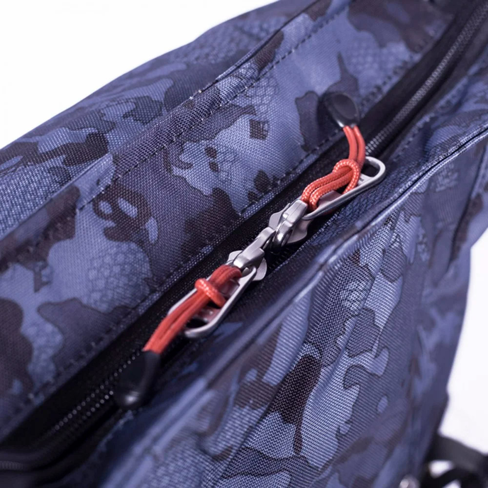 Рюкзак PACSAFE Slingsafe LX450 Anti-Theft Backpack Gray Camo