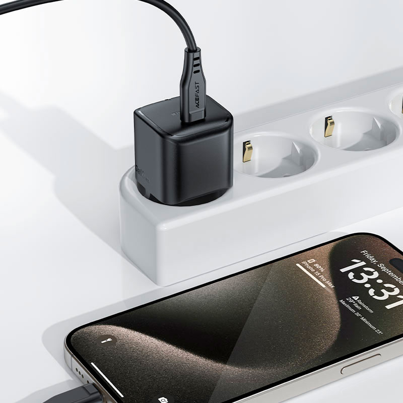 Зарядное устройство ACEFAST A77 Mini Fast Charge Wall Charger GaN PD30W (1xUSB-C) Black
