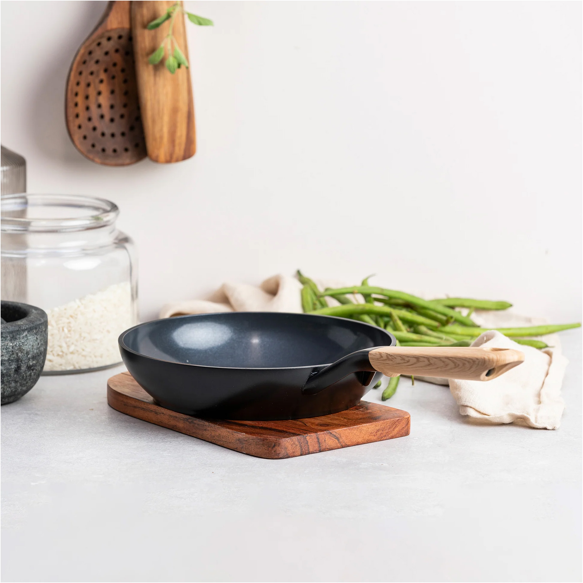 Сковорода GREENPAN Eco Smartshape Light Wood 20см (CC006445-001)