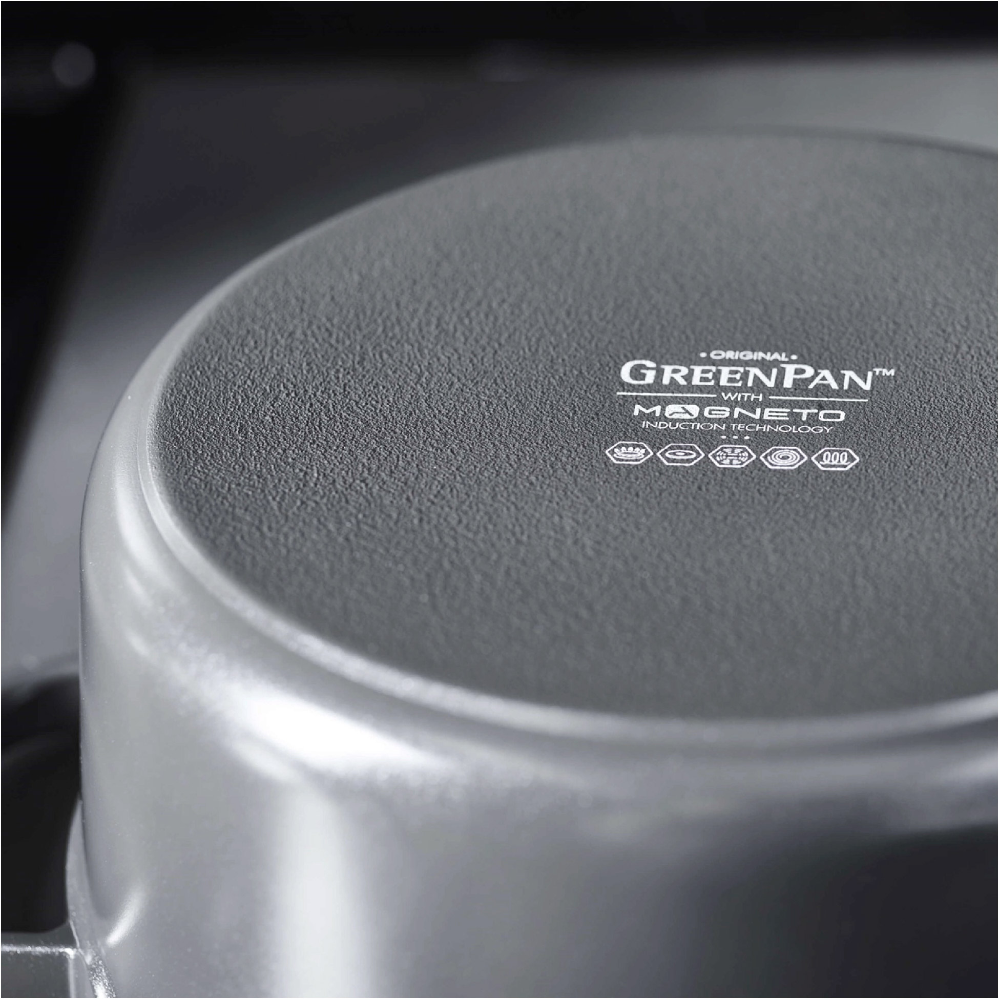 Каструля GREENPAN Featherweights Browny Black 5.3л (CC004829-001)