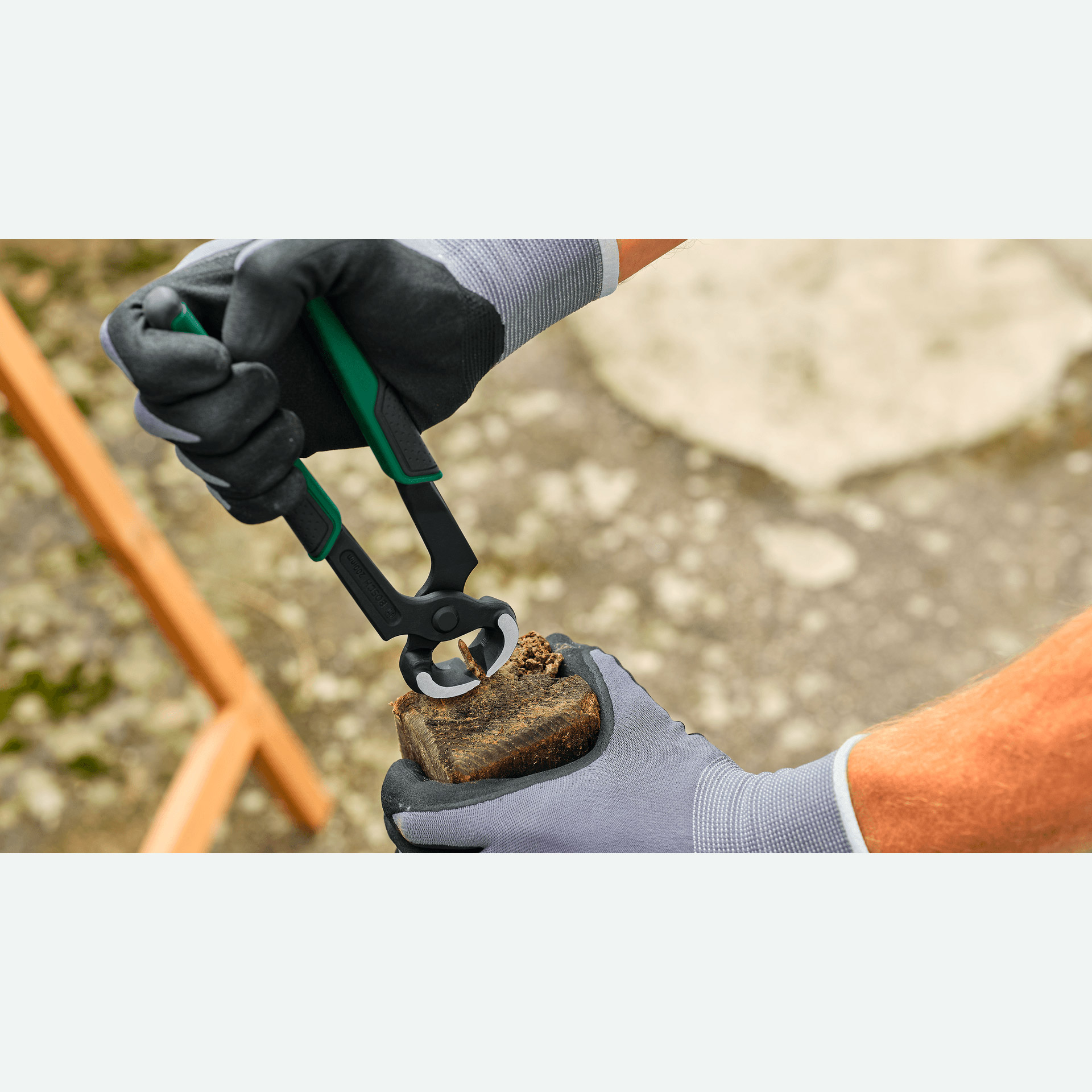 Кусачки торцеві BOSCH Carpenters Pincers 200мм (1.600.A02.Z9W)