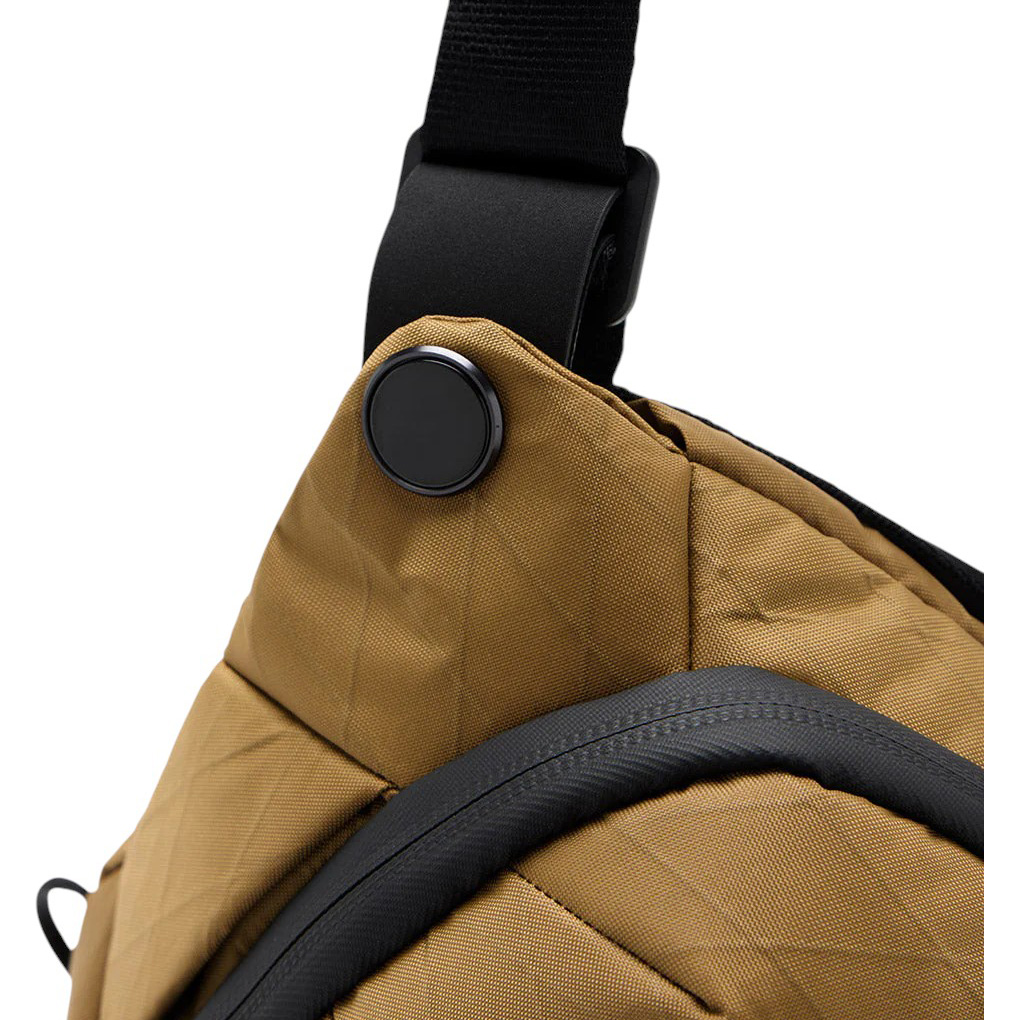 Сумка для фото-видеотехники PEAK DESIGN Everyday Sling 6L Coyote (BEDS-6-CY-3)