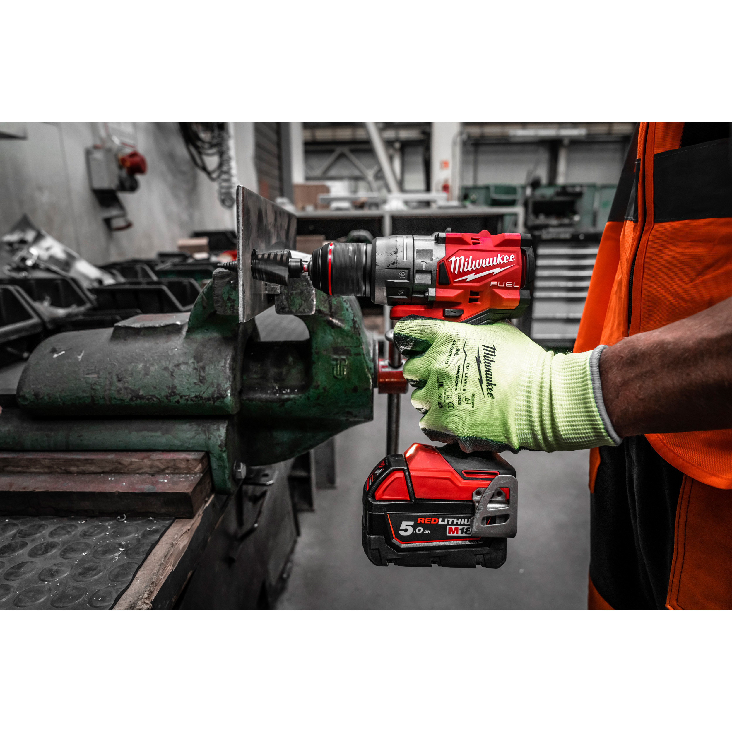 Акумуляторний дриль-шурупокрут MILWAUKEE M18 FPD3-0 (4933498060)