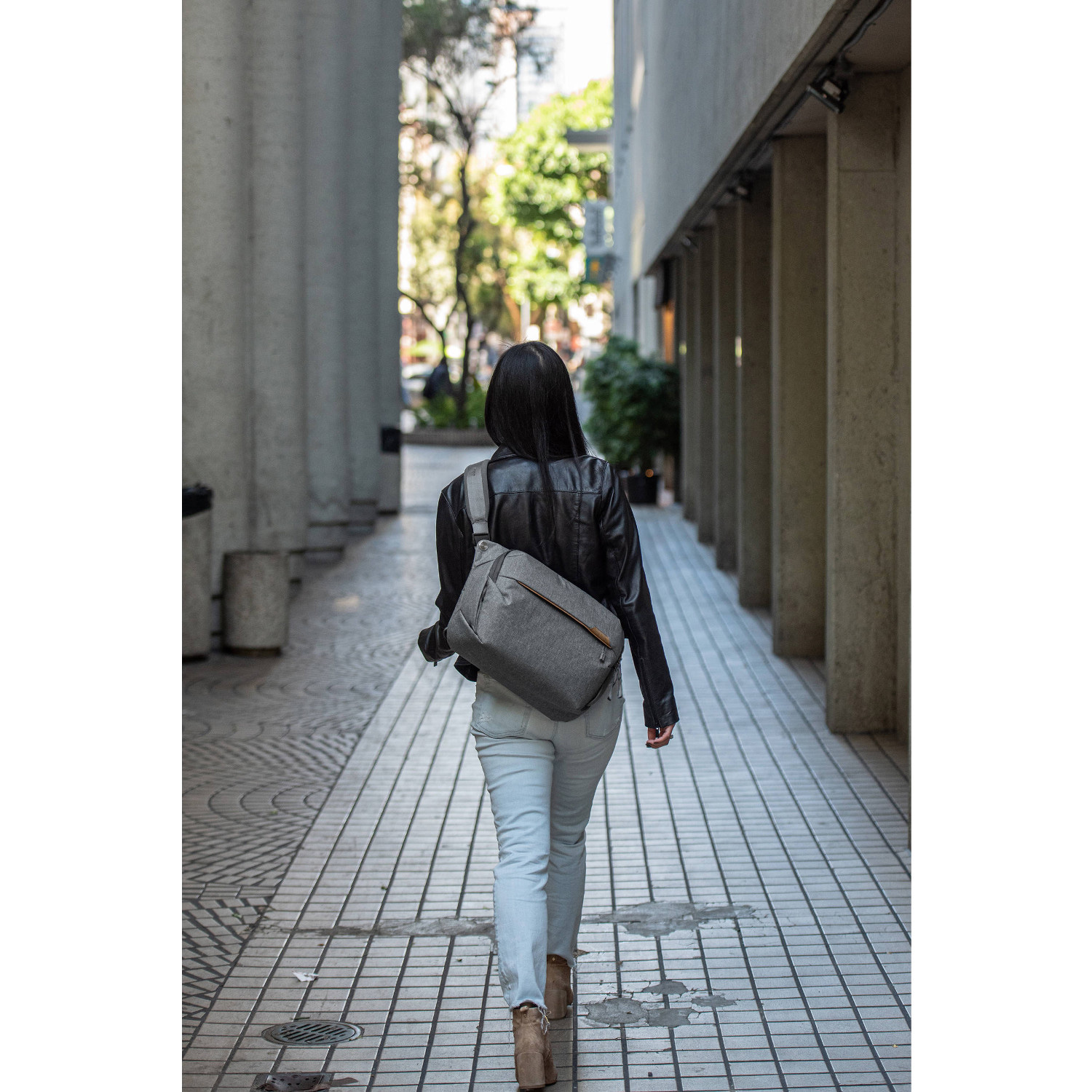 Сумка для фото-видеотехники PEAK DESIGN Everyday Sling 10L Ash (BEDS-10-AS-3)