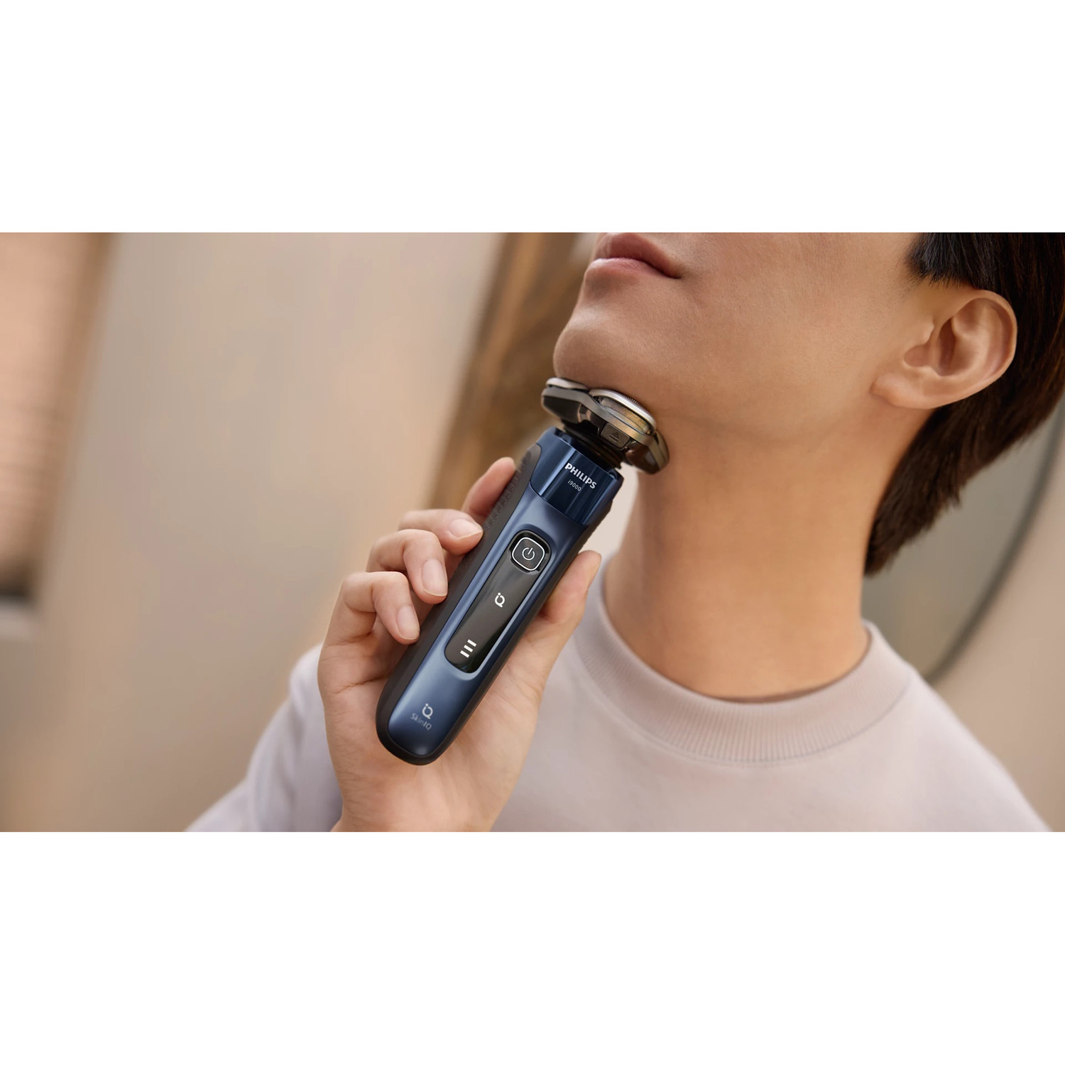 Електробритва PHILIPS Series i9000 Prestige SkinIQ X9003/30