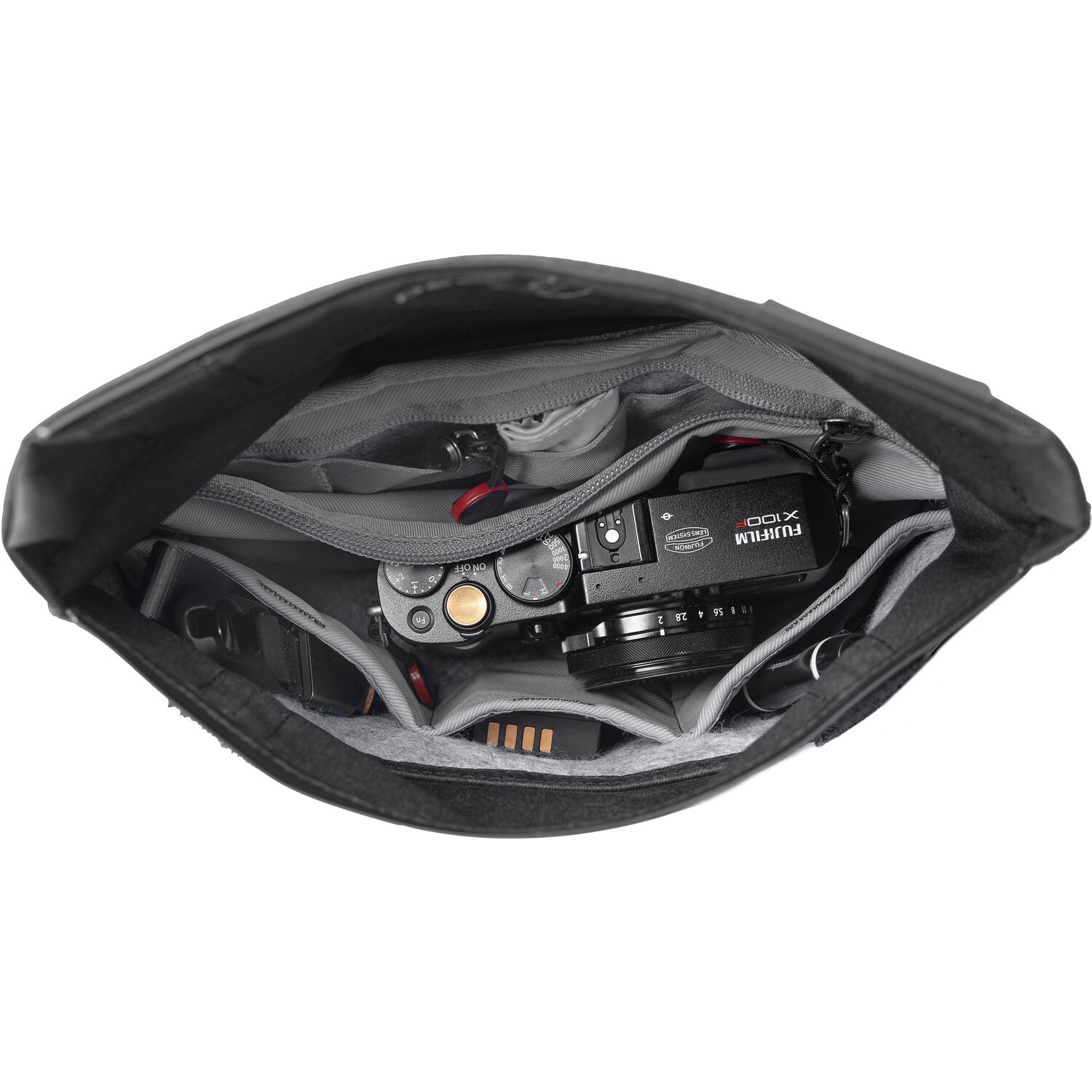 Сумка для фото-видеотехники PEAK DESIGN Field Pouch V2 Black (BP-BK-3)