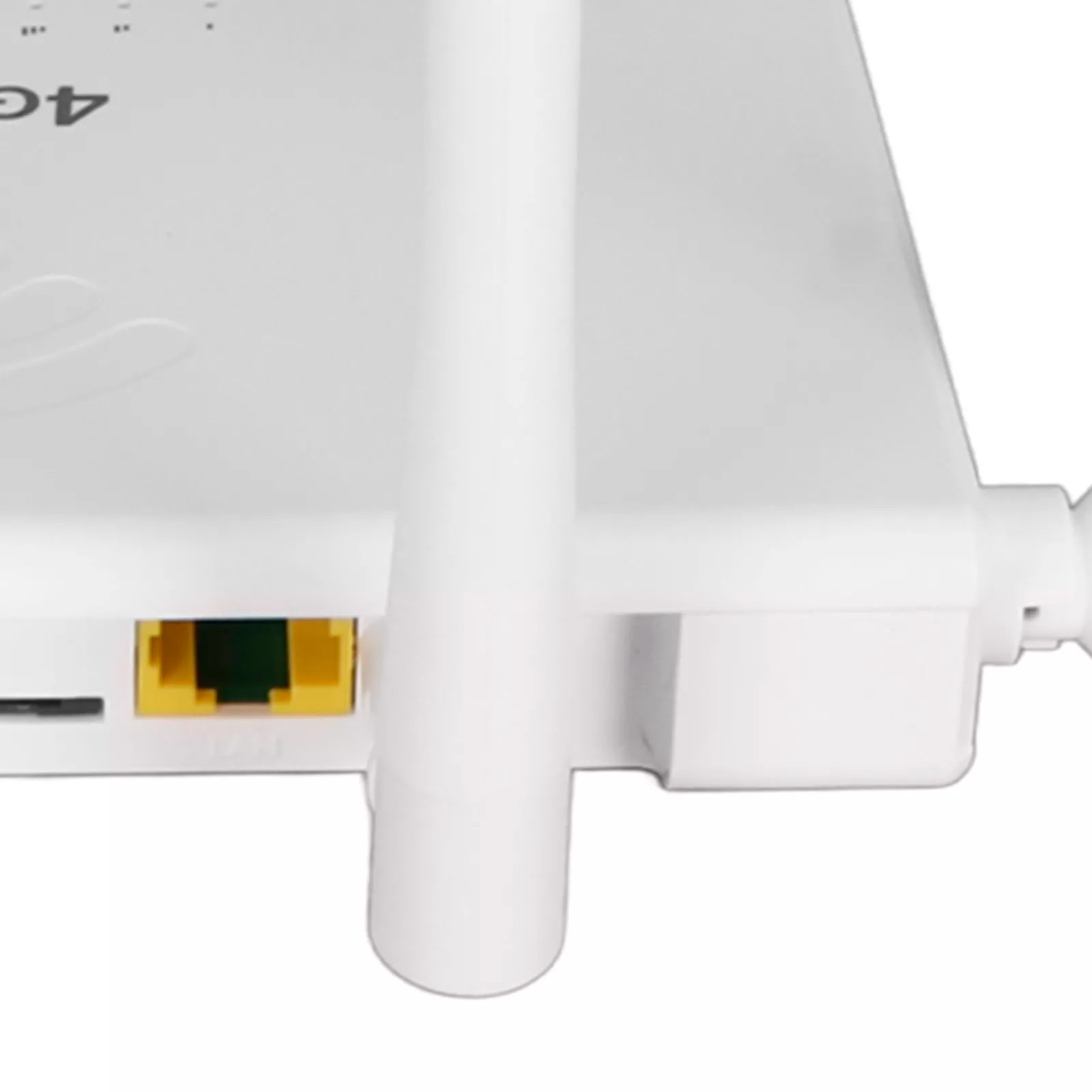 4G Wi-Fi роутер CPE R103