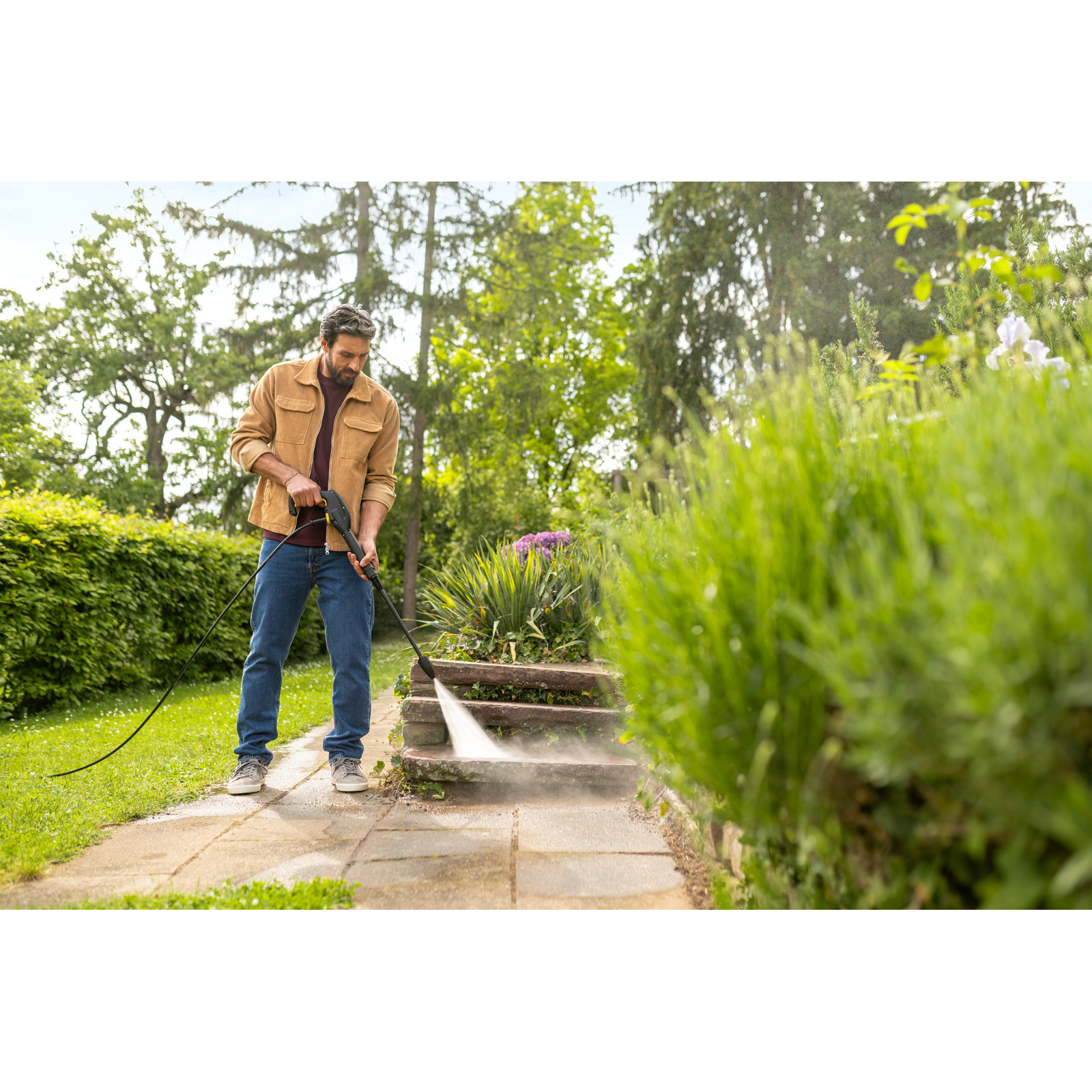 Минимойка высокого давления KARCHER K 2 Universal Edition (1.673-010.0)
