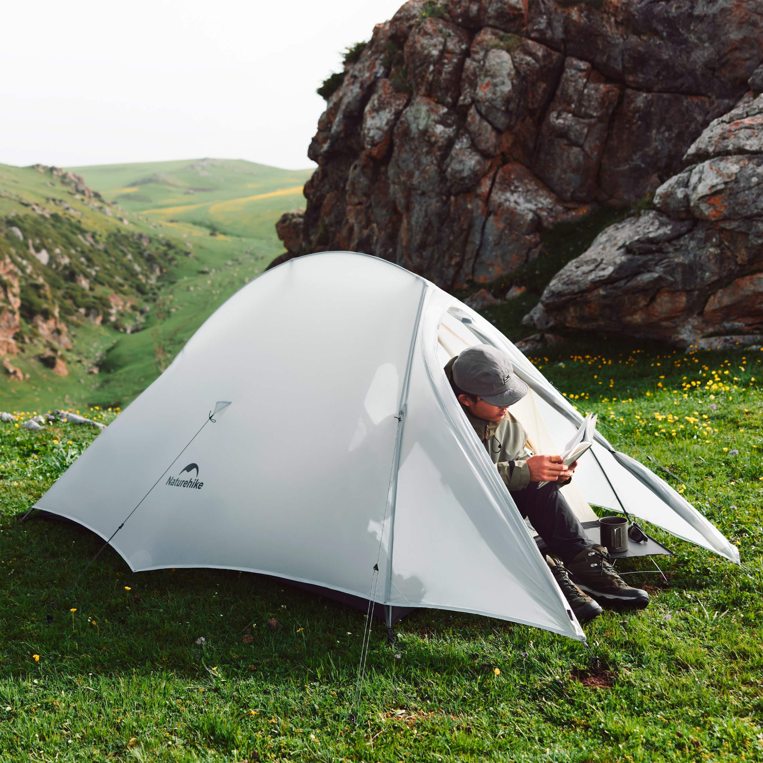 Намет 2-місний NATUREHIKE CNK2350WS020 Cloud Up Pro Light Gray (6927595777008)