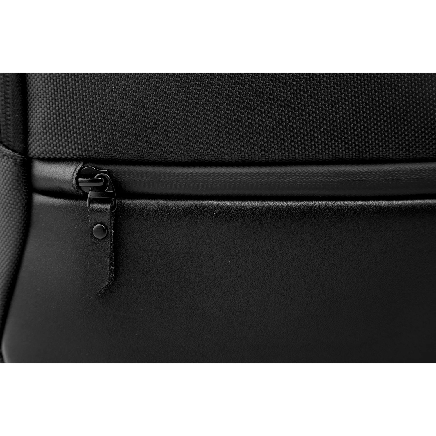 Сумка для ноутбука DELL Premier Briefcase 15.6" Black (460-BCQL)