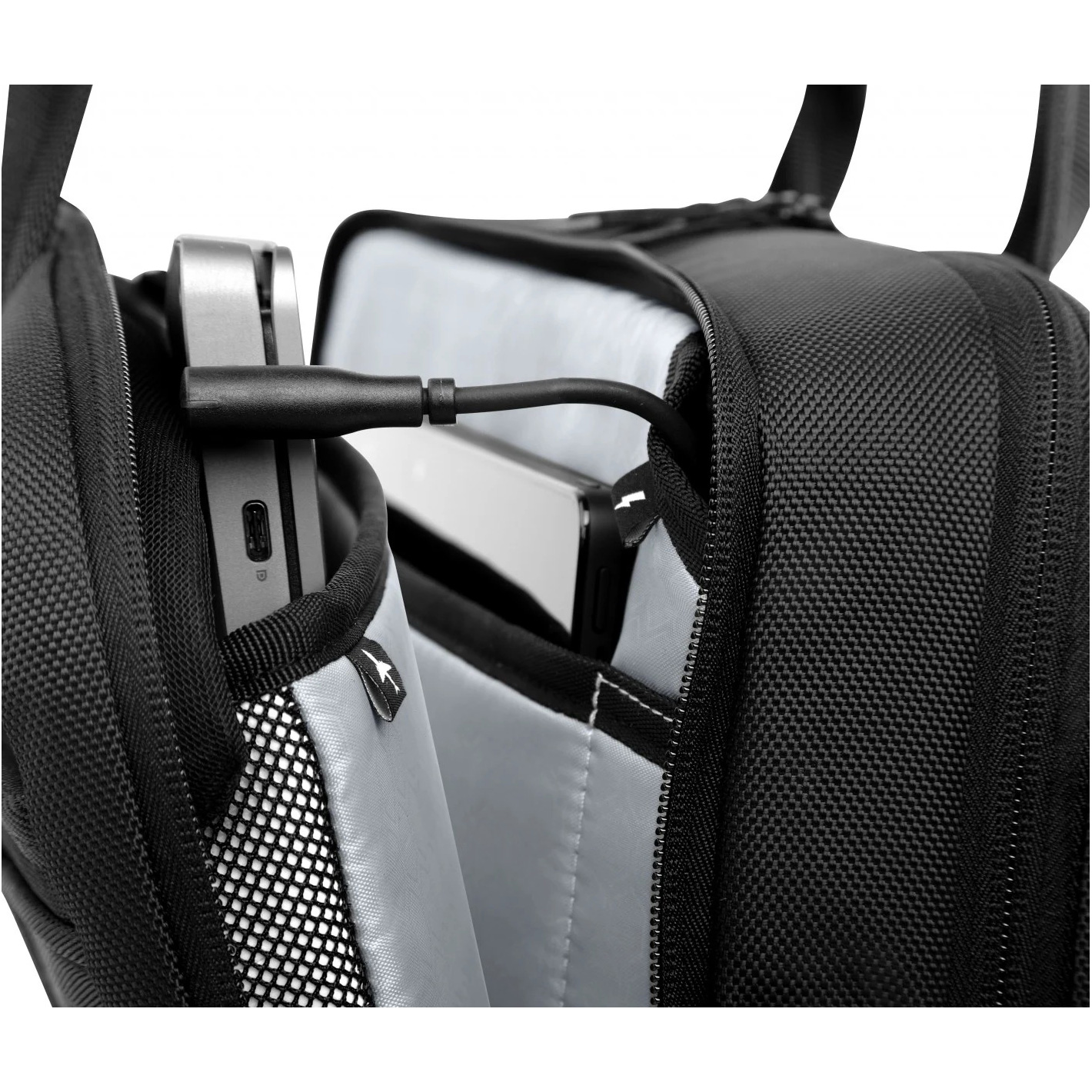 Сумка для ноутбука DELL Premier Briefcase 15.6" Black (460-BCQL)