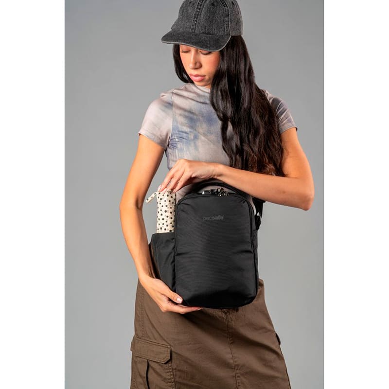 Сумка наплічна PACSAFE V Tour Crossbody Black