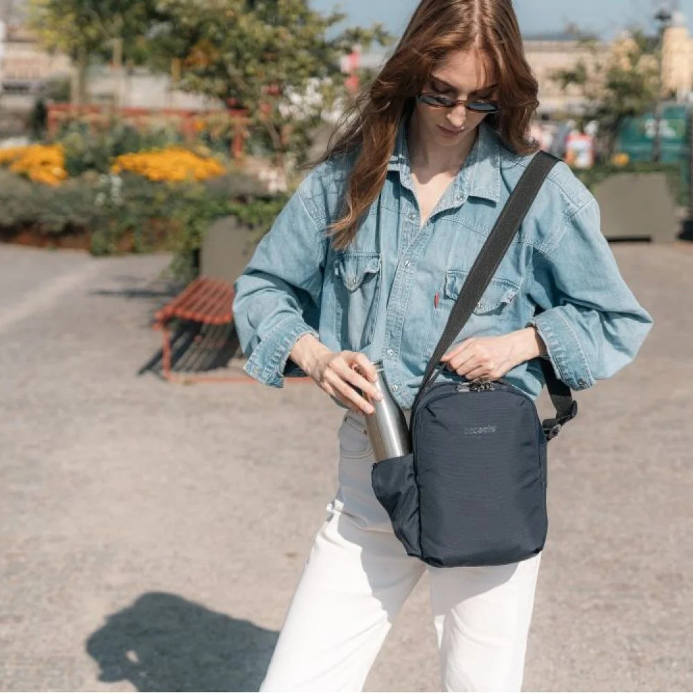 Сумка наплічна PACSAFE V Tour Crossbody Dark Blue