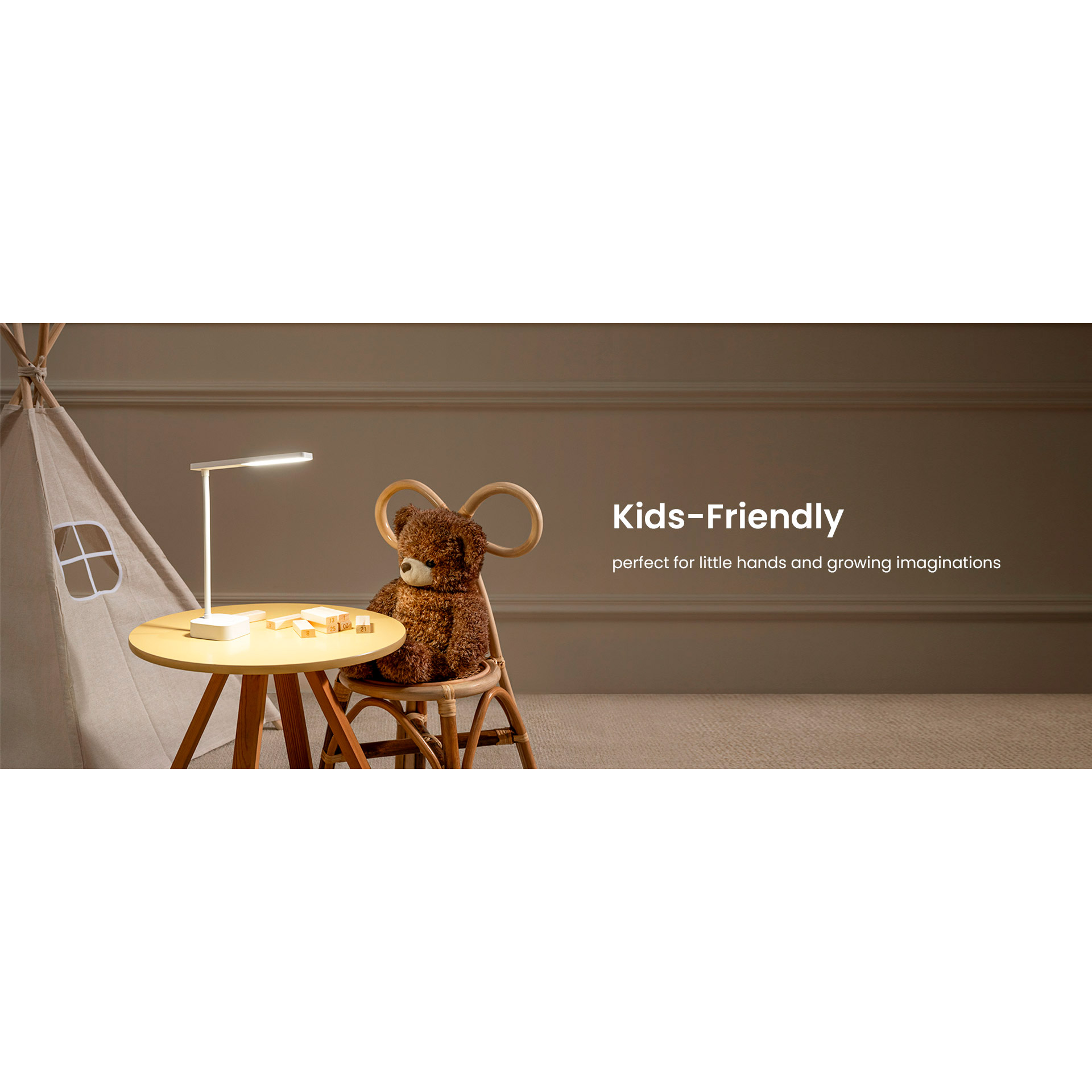 Лампа настільна YEELIGHT Jasmine Rechargeable Desk Lamp White (YLYTD-0039)