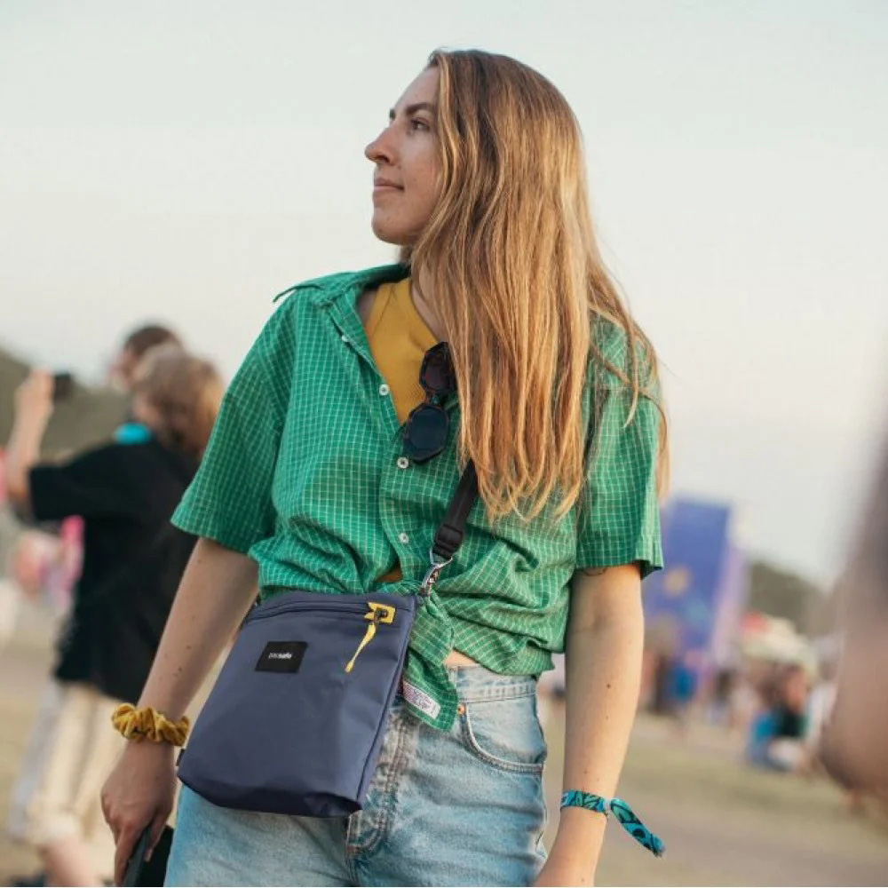 Сумка наплічна PACSAFE GO Crossbody Pouch Dark Blue