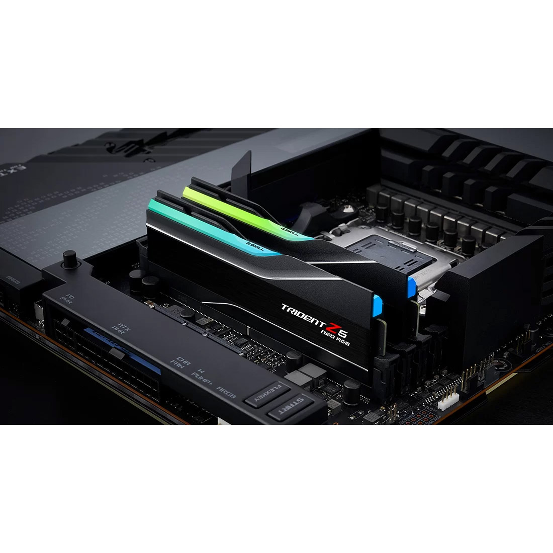 Модуль пам'яті G.SKILL Trident Z5 Neo RGB DDR5 6000MHz 64GB Kit 2x32GB Matte Black (F5-6000J2636H32GX2-TZ5NR)