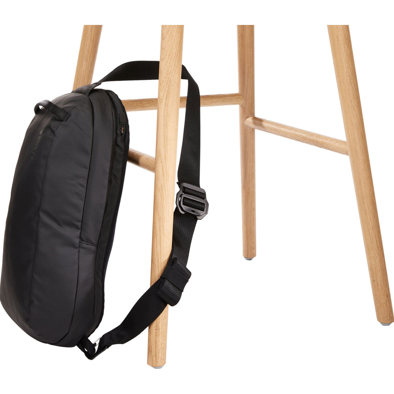 Рюкзак-слинг THULE Tact Sling 8L Black (3205291)