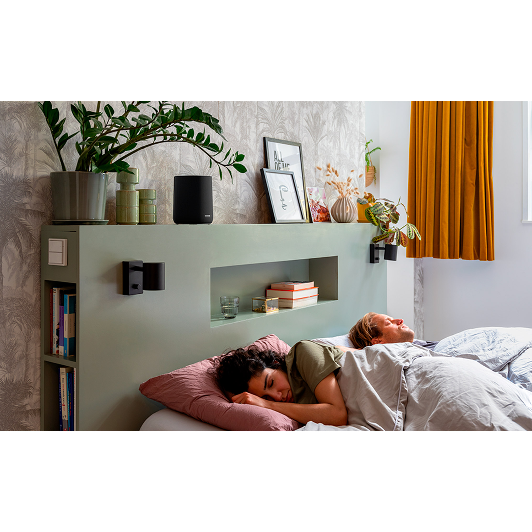 Розумна колонка HARMAN/KARDON Encahnt Speaker (HKENCHSPKBLKEP)