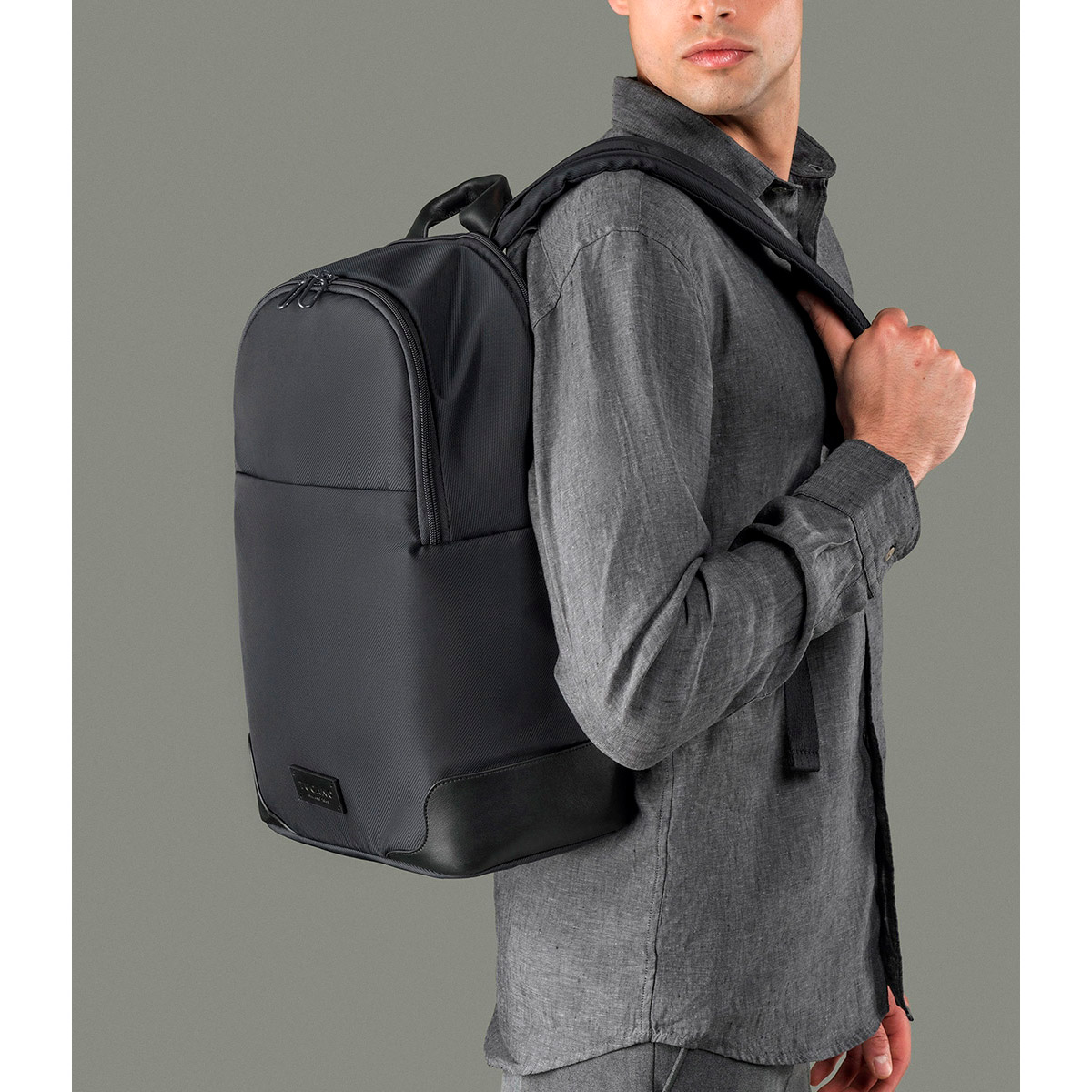 Рюкзак TUCANO Fine 15.6"/16" Black (BKFINE15D-BK)