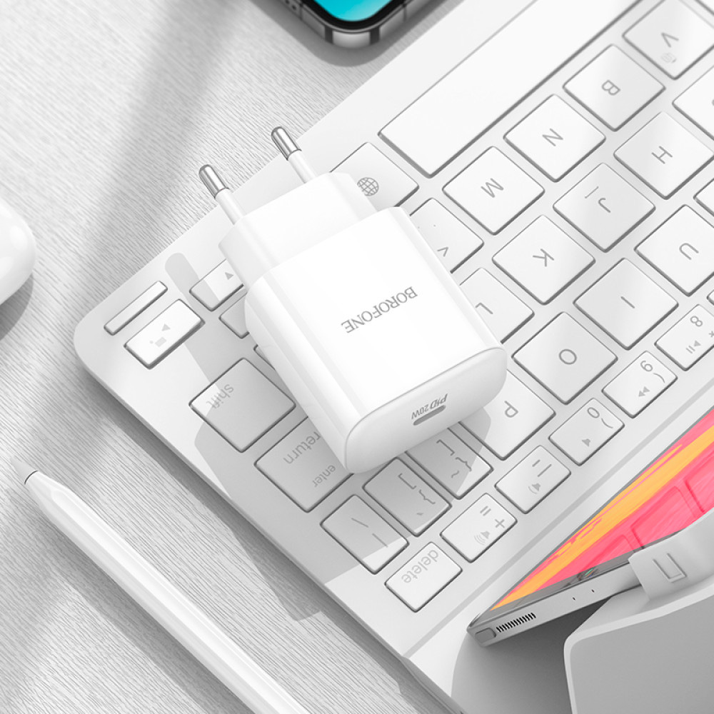 Зарядное устройство BOROFONE BA81A 1xUSB-C, PD20W White w/Type-C to Lightning cable
