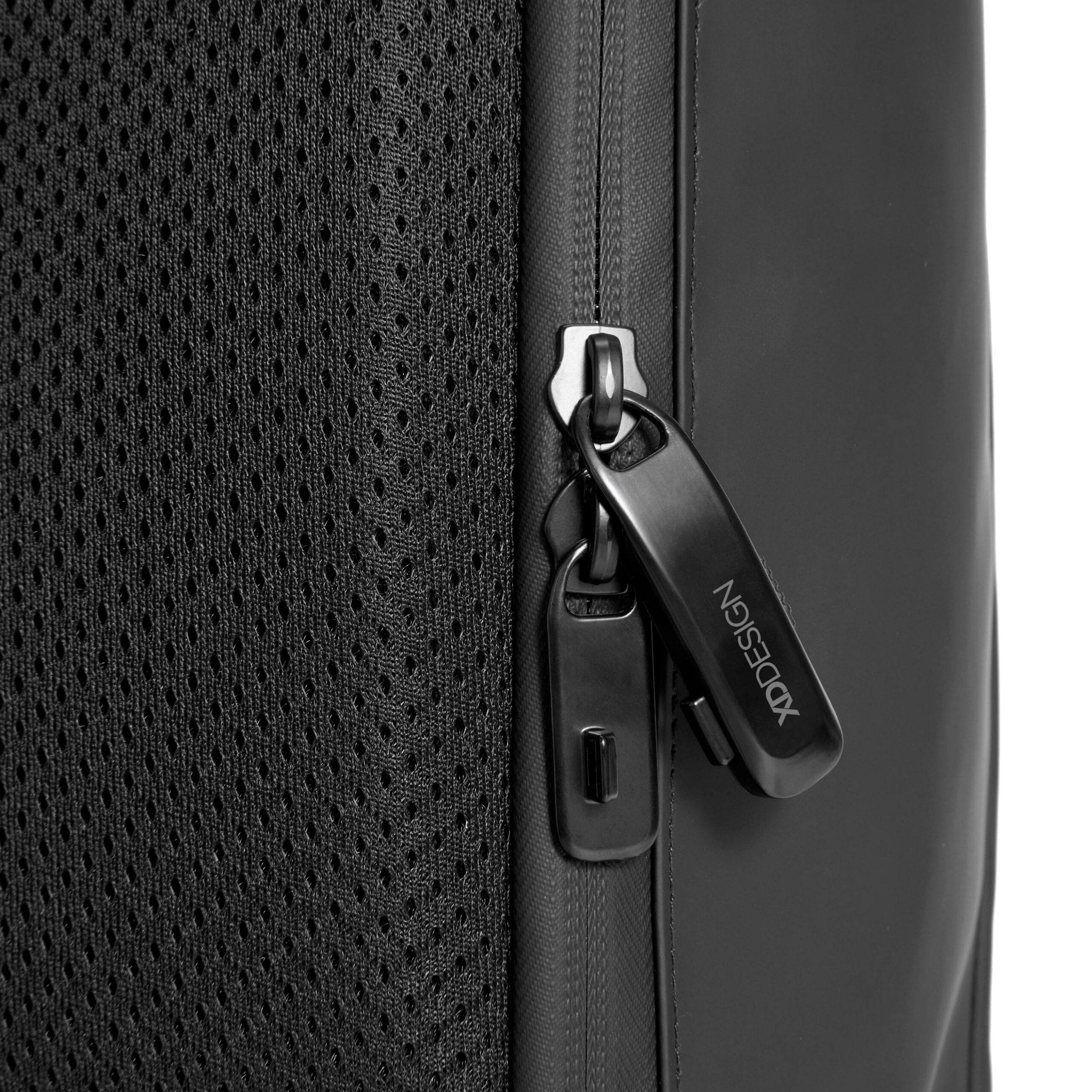 Рюкзак XD DESIGN Urban Water Resistant Flap-top Backpack Navy (P706.2625)