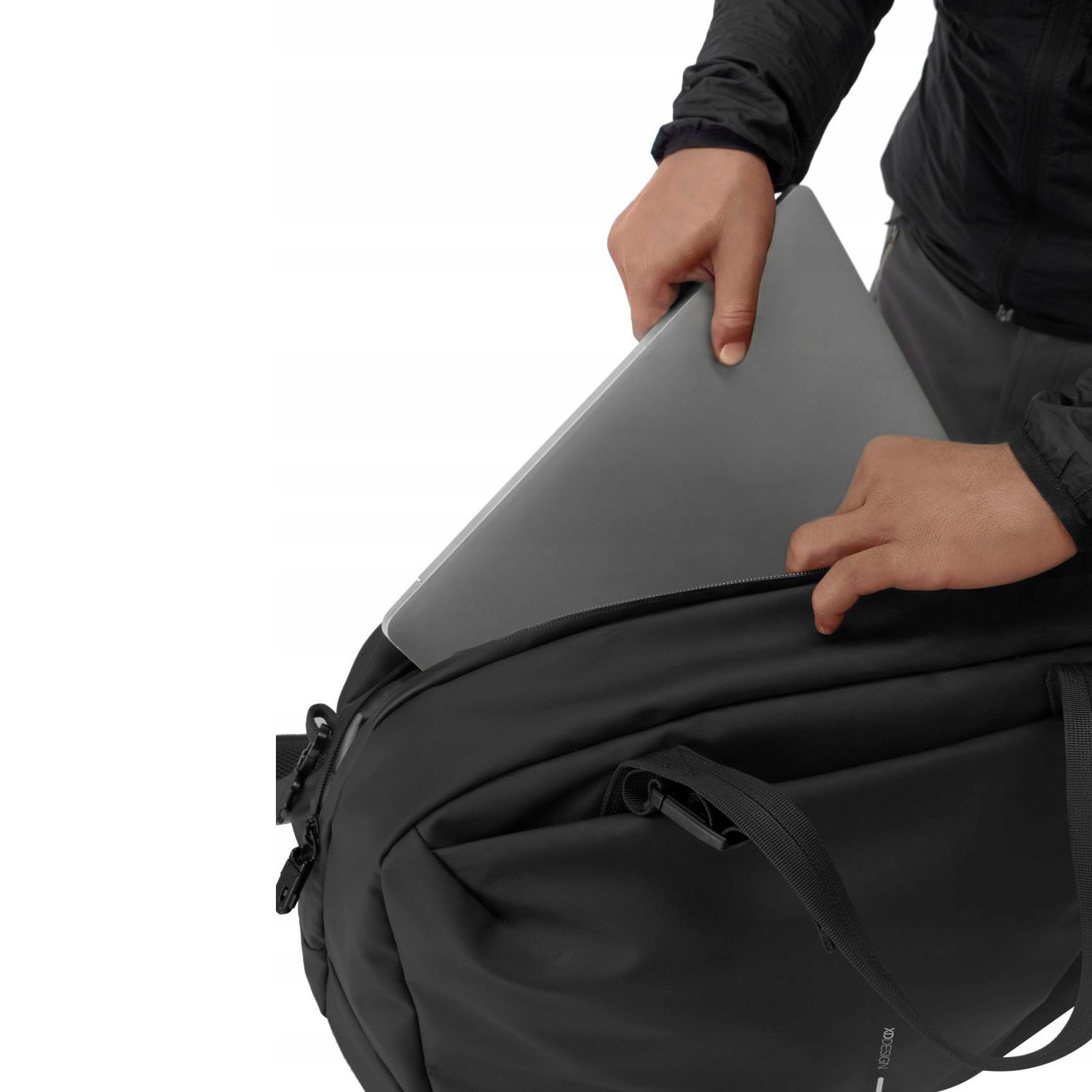 Сумка XD DESIGN Urban Water Resistant Weekend Bag Black (P706.2901)