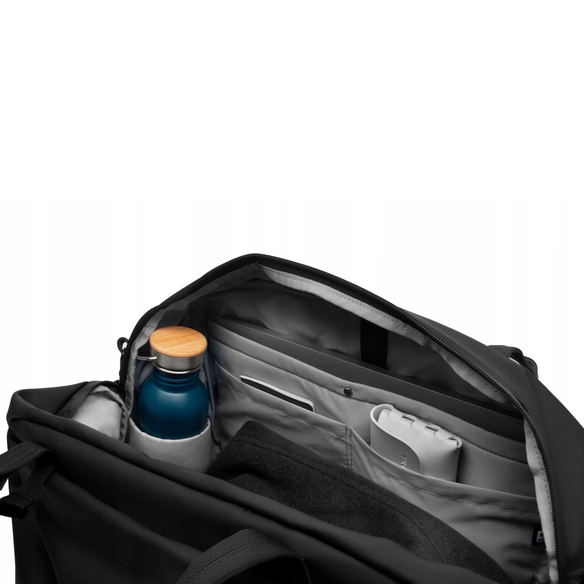 Сумка XD DESIGN Urban Water Resistant Weekend Bag Black (P706.2901)