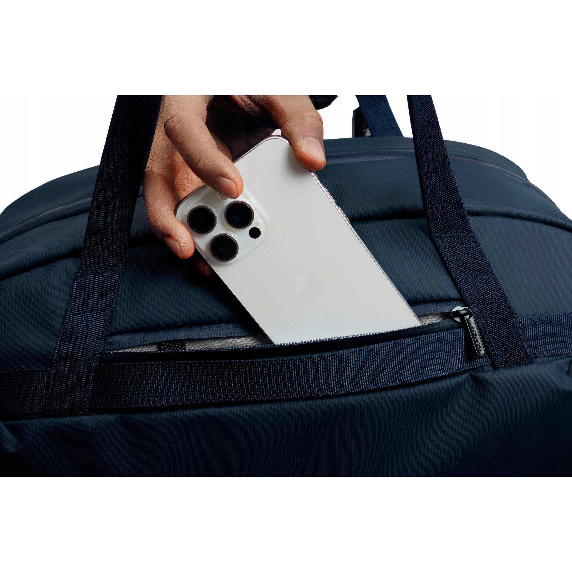 Сумка XD DESIGN Urban Water Resistant Weekend Bag Navy (P706.2925)
