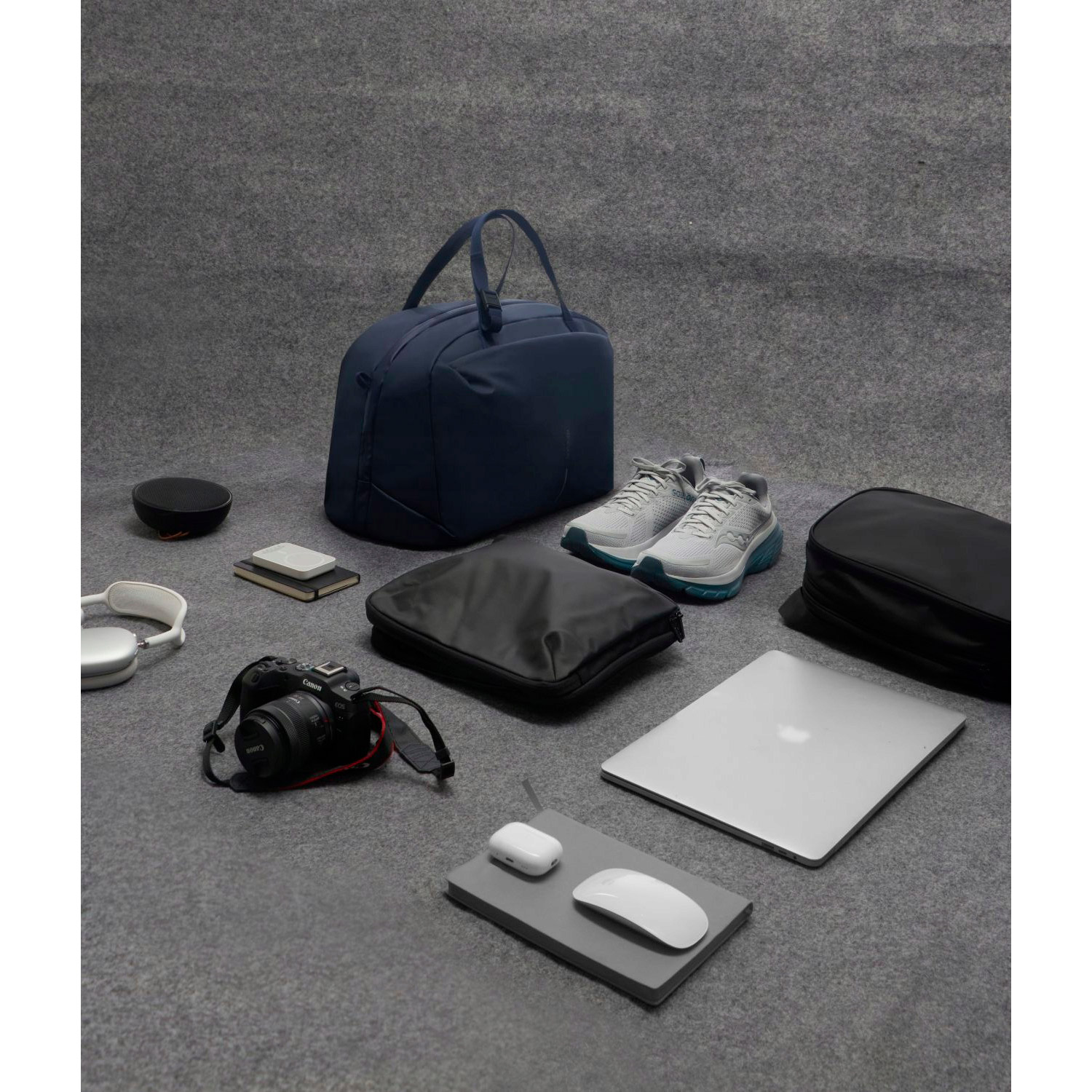 Сумка XD DESIGN Urban Water Resistant Weekend Bag Navy (P706.2925)