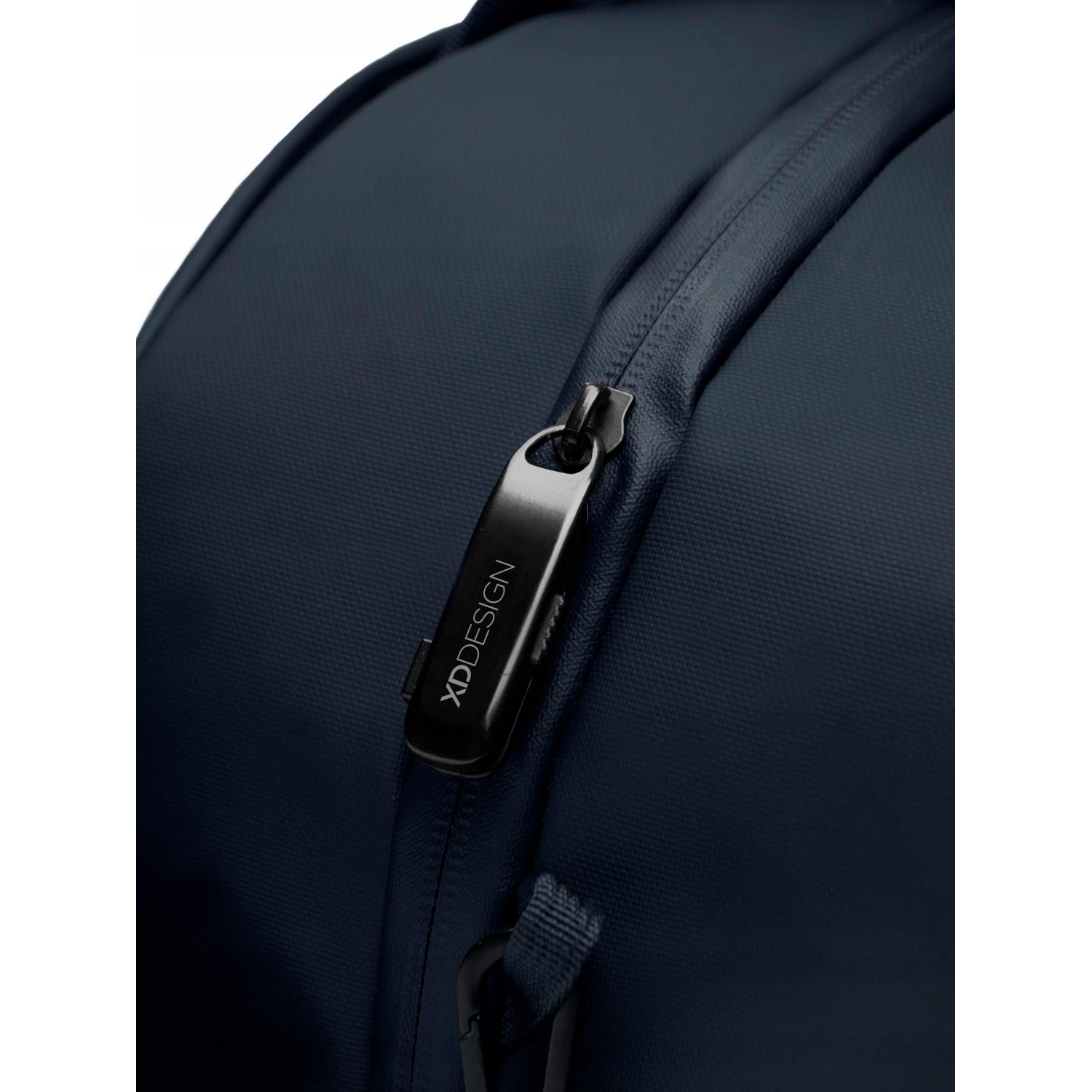 Сумка XD DESIGN Urban Water Resistant Weekend Bag Navy (P706.2925)