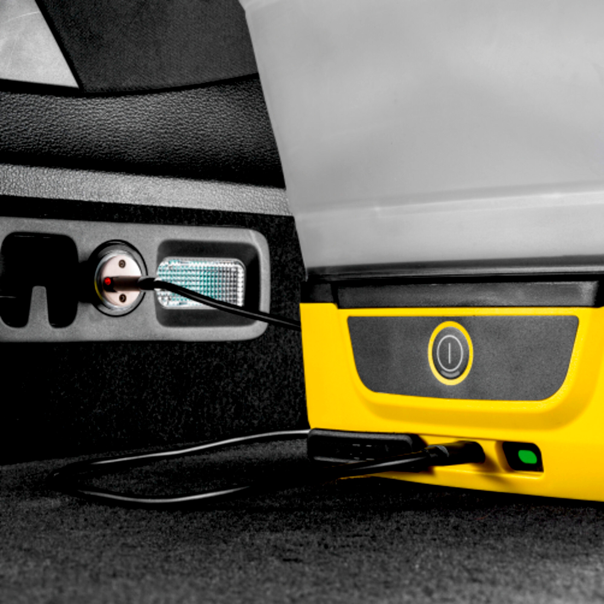 Портативная минимойка низкого давления KARCHER OC 3 Foldable (1.599-300.0)