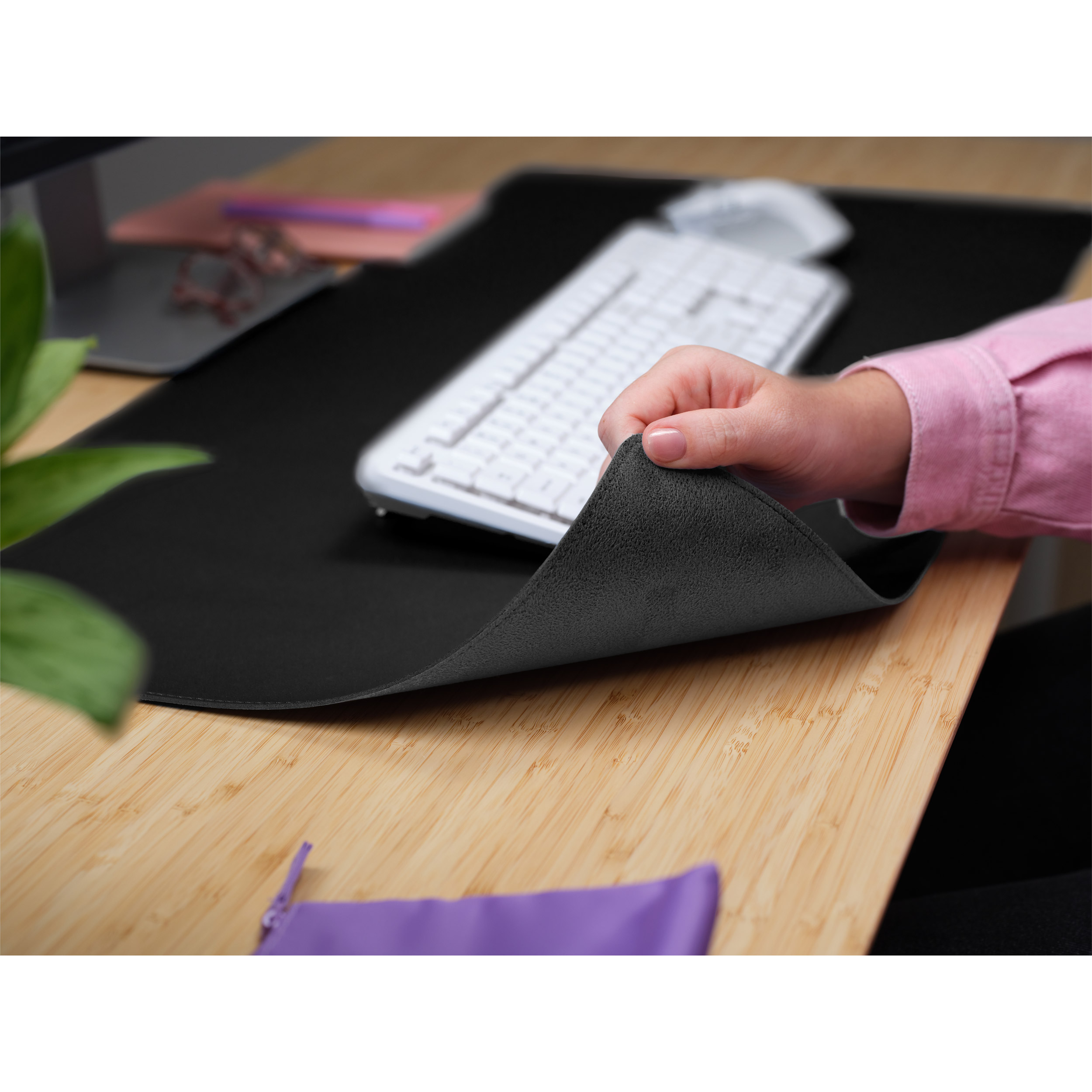 Килимок для миші TRUST Benya Desk Pad XXL Black (25710)