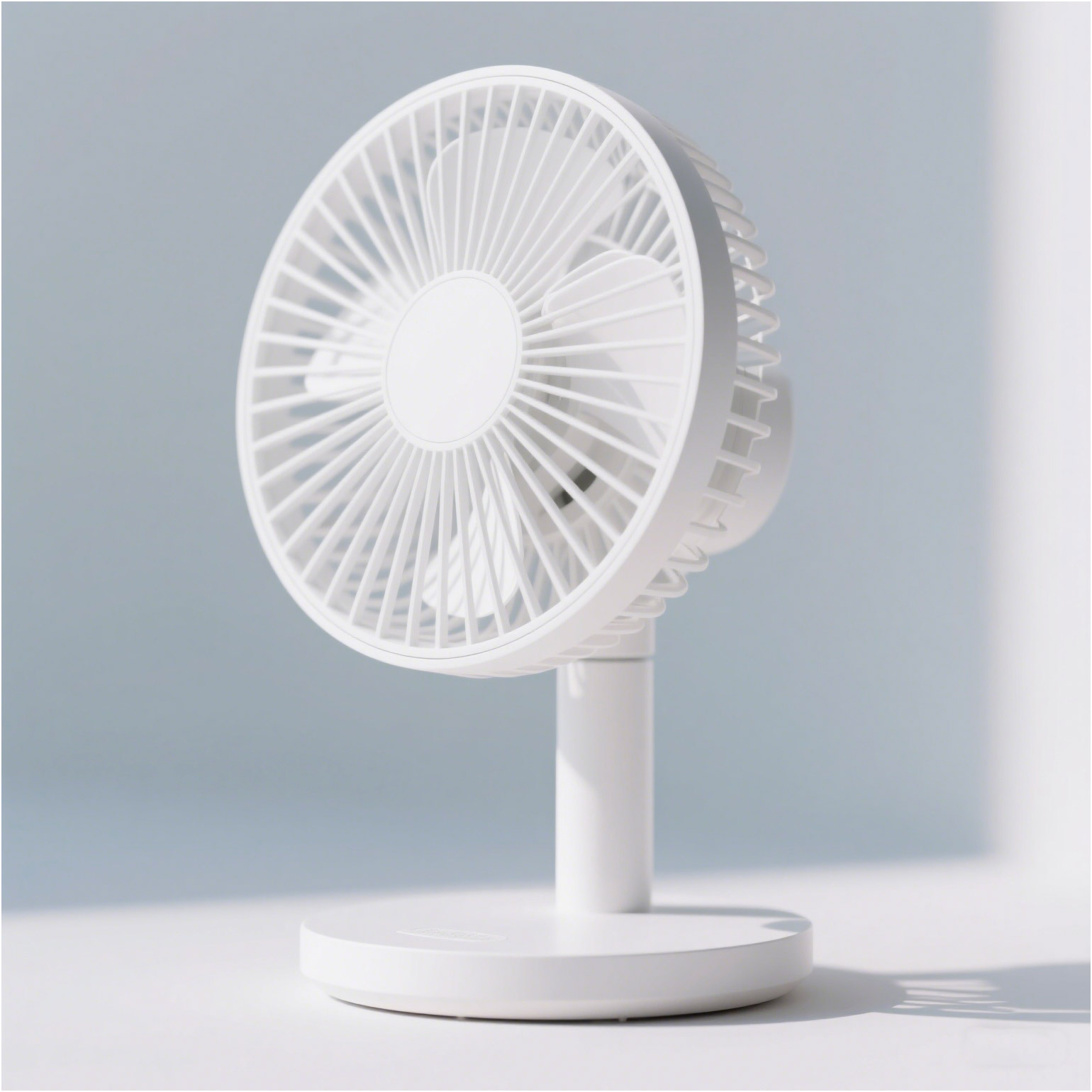 Настільний портативний вентилятор JILE F29C Desktop Small Fan White