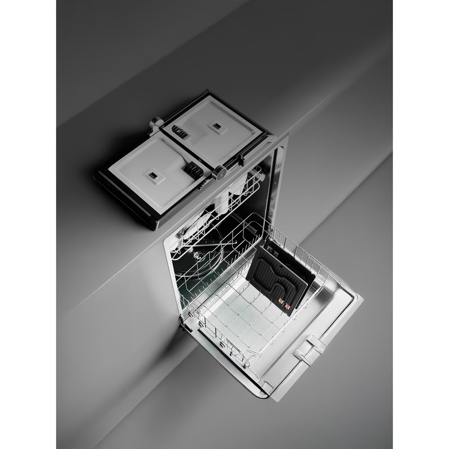 Электрогриль-барбекю POLARIS PGP 7002 Optimal Temp