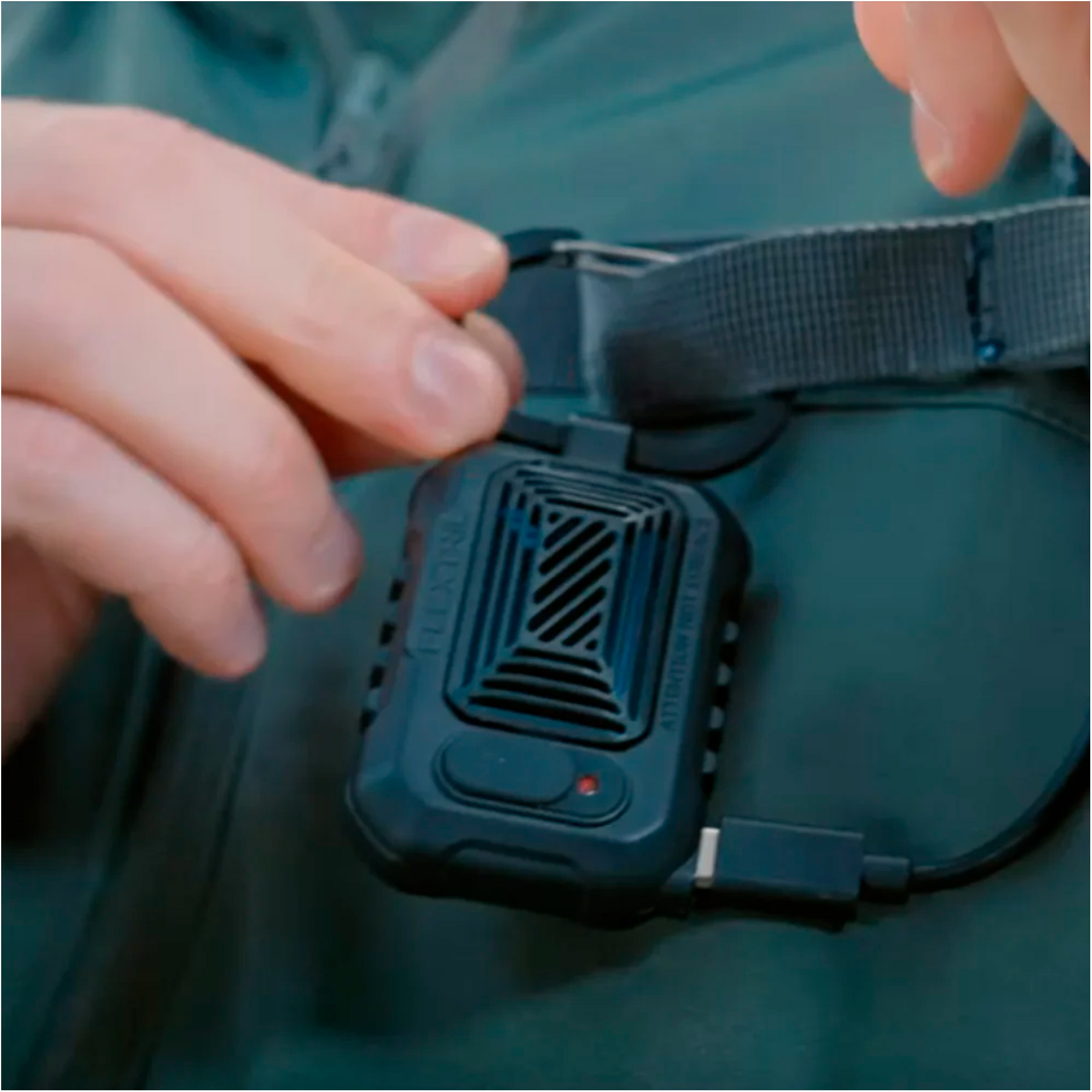 Фумигатор FLEXTAIL Light Repeller Black