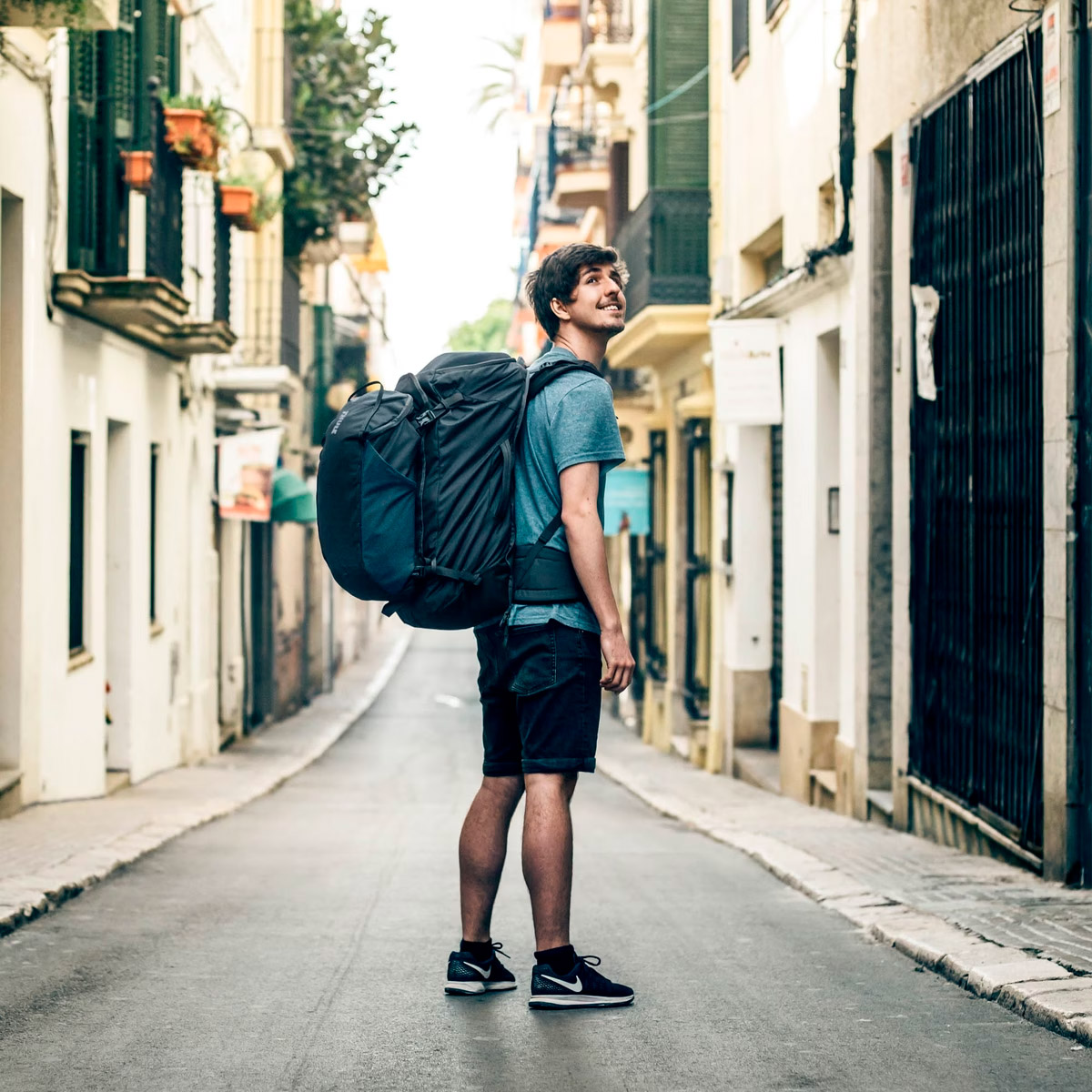 Туристический рюкзак THULE Landmark 70L Deep Khaki