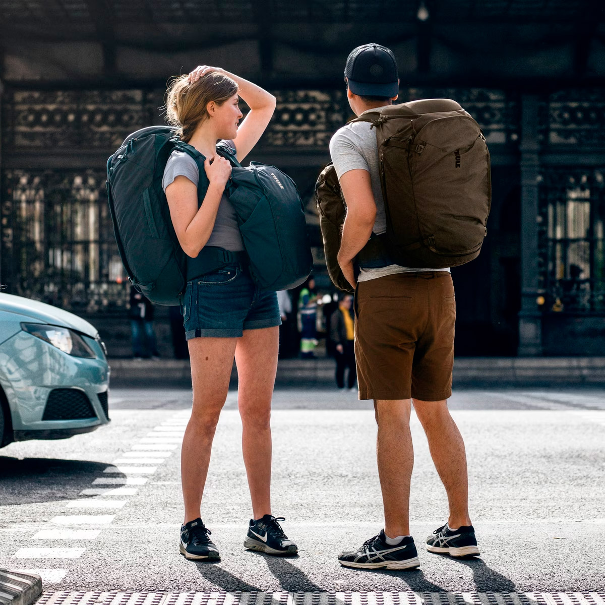 Туристичний рюкзак THULE Landmark 60L Deep Khaki