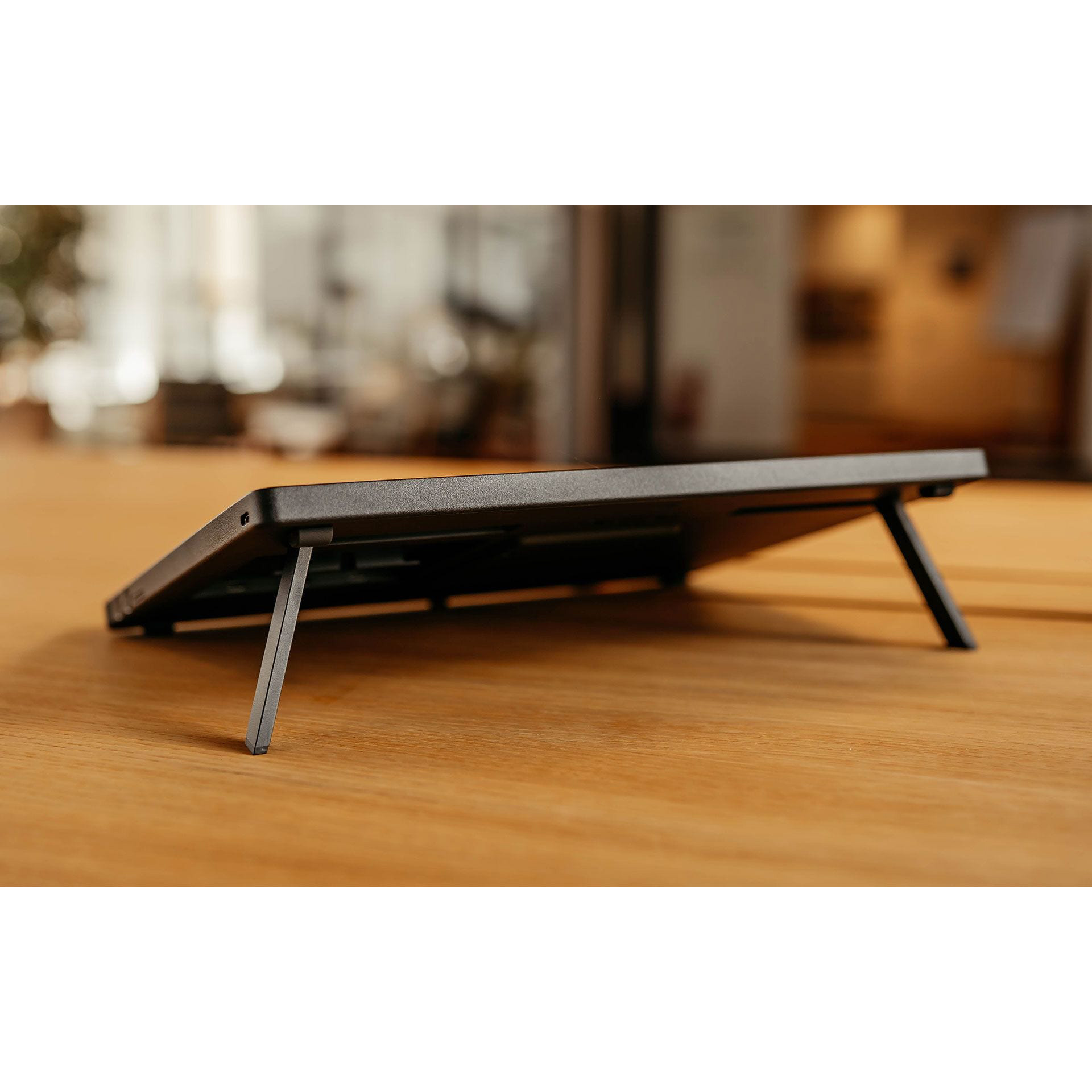 Графічний дисплей WACOM Cintiq 16 (2025) (DTK168K0B)