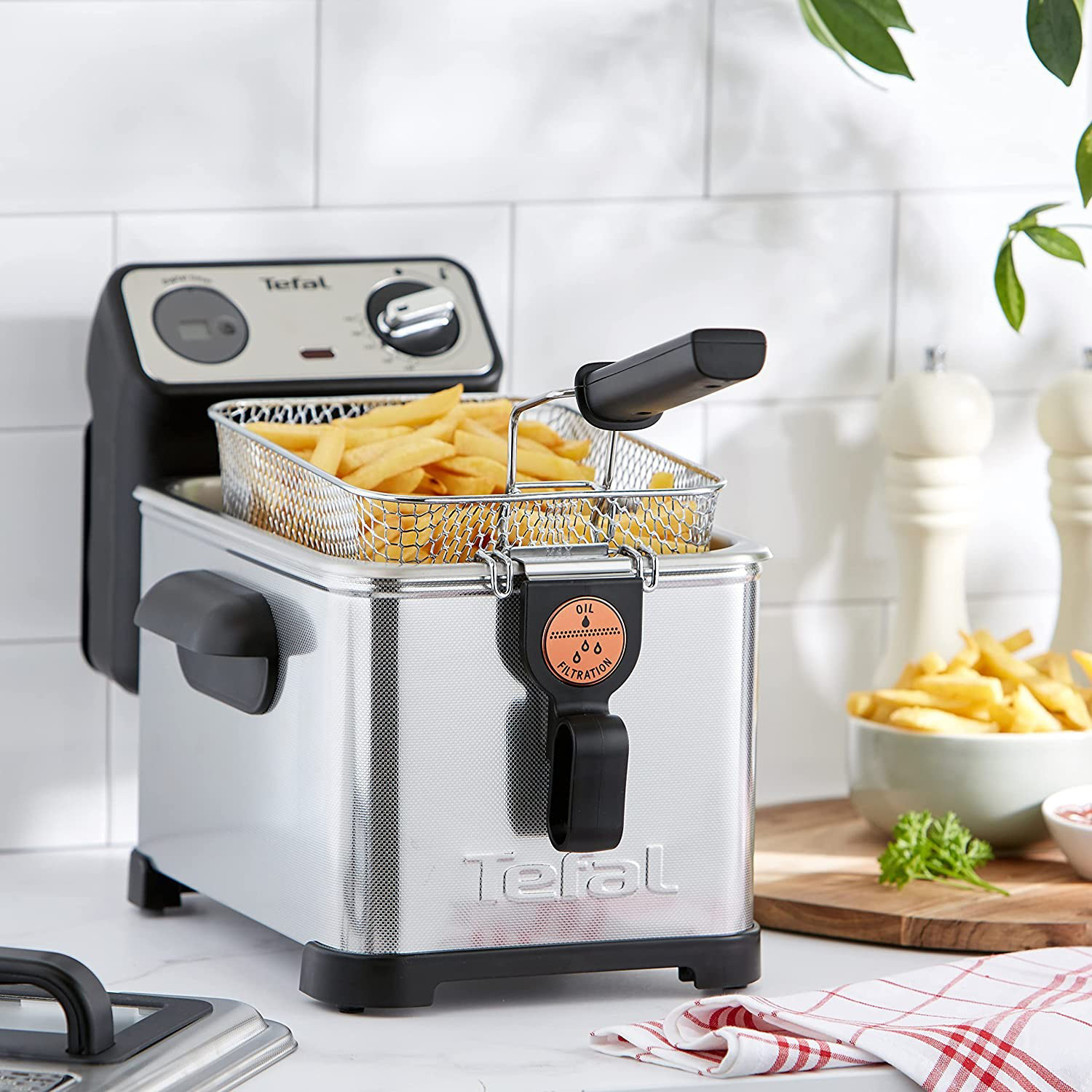 Фритюрница TEFAL Filtra Pro FR511170