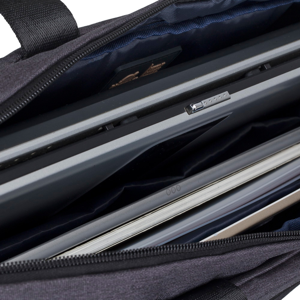 Сумка для ноутбука RIVACASE Suzuka 7730 15.6" Black