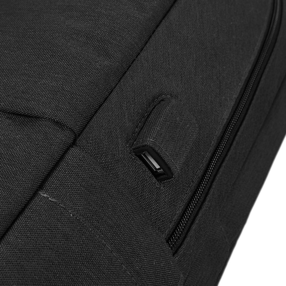 Рюкзак RIVACASE Prater 7567 Black